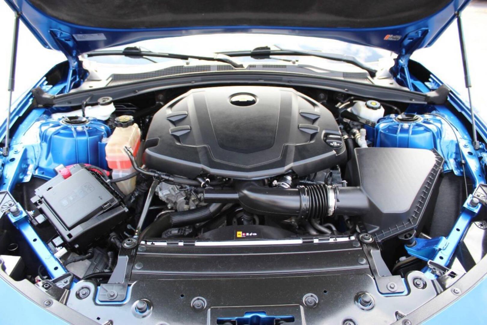 2017 Blue Chevrolet Camaro 1LT Coupe (1G1FB1RS8H0) with an 3.6L V6 DOHC 24V engine, 6A transmission, located at 4301 NW 39th , Oklahoma City, OK, 73112, (405) 949-5600, 35.512135, -97.598671 - NO DRIVERS LICENCE NO-FULL COVERAGE INSURANCE-NO CREDIT CHECK. COME ON OVER TO SUPERSPORTS AND TAKE A LOOK AND TEST DRIVE. PLEASE GIVE US A CALL AT (405) 949-5600. NO LICENSIA DE MANEJAR- NO SEGURO DE COBERTURA TOTAL- NO VERIFICACCION DE CREDITO. POR FAVOR VENGAN A SUPERSPORTS, ECHE UN - Photo#8