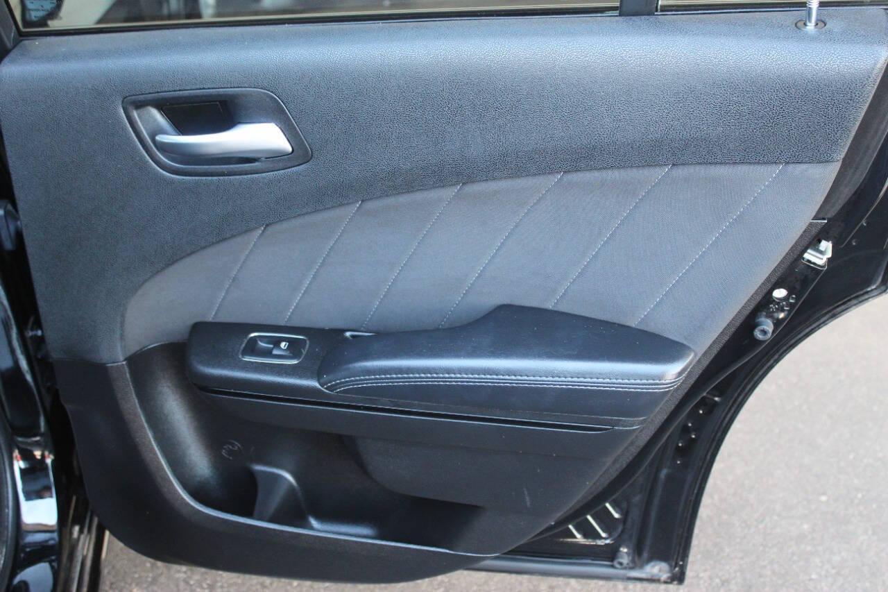 2022 Black Dodge Charger SXT (2C3CDXBGXNH) with an 3.6L V6 DOHC 24V engine, 8A transmission, located at 4301 NW 39th , Oklahoma City, OK, 73112, (405) 949-5600, 35.512135, -97.598671 - NO DRIVERS LICENCE NO-FULL COVERAGE INSURANCE-NO CREDIT CHECK. COME ON OVER TO SUPERSPORTS AND TAKE A LOOK AND TEST DRIVE. PLEASE GIVE US A CALL AT (405) 949-5600. NO LICENSIA DE MANEJAR- NO SEGURO DE COBERTURA TOTAL- NO VERIFICACCION DE CREDITO. POR FAVOR VENGAN A SUPERSPORTS, ECHE UN - Photo#11