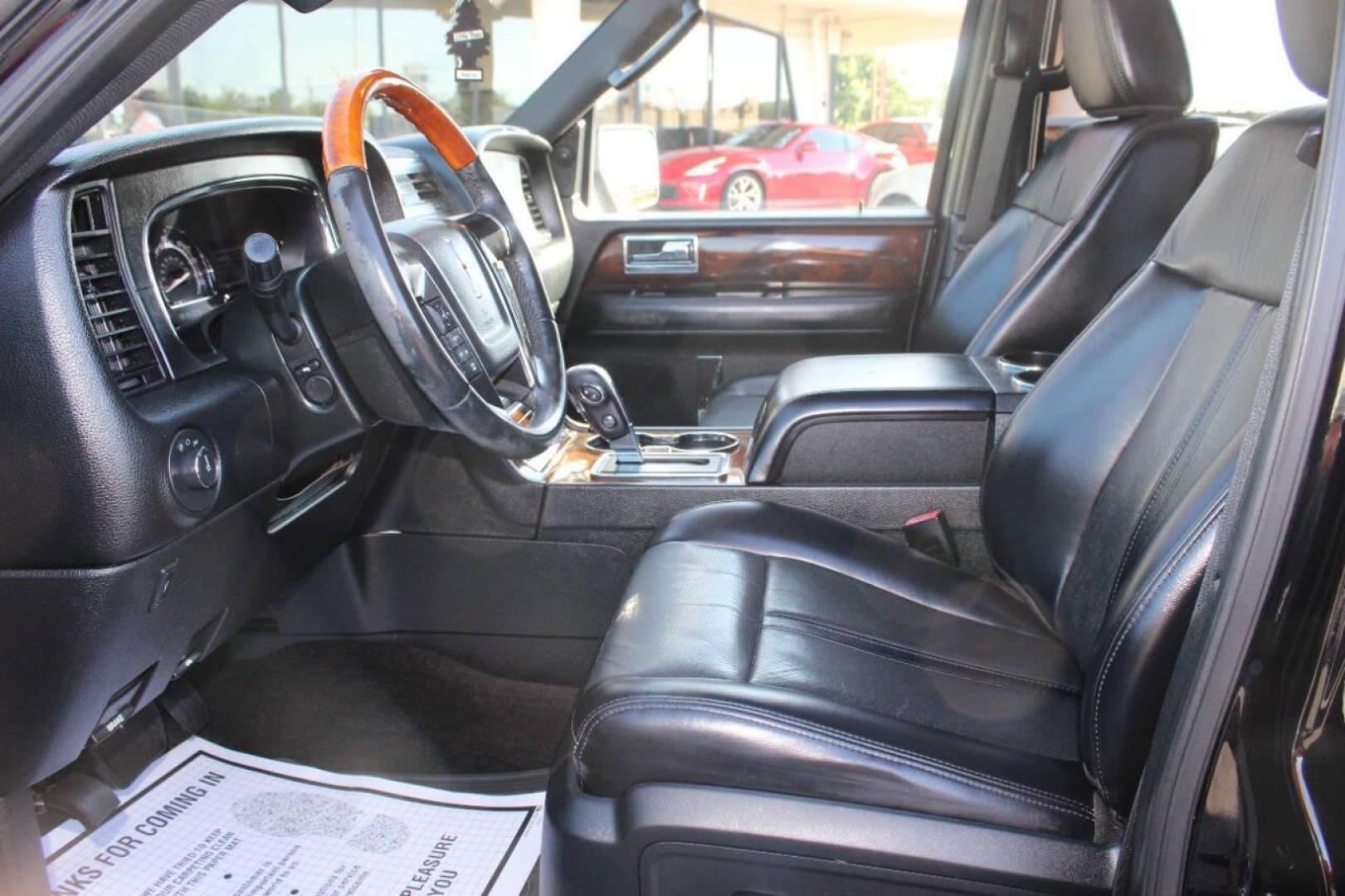2017 Black Lincoln Navigator Select 2WD (5LMJJ2HT3HE) with an 3.5L V6 DOHC 24V FFV engine, 6A transmission, located at 4301 NW 39th , Oklahoma City, OK, 73112, (405) 949-5600, 35.512135, -97.598671 - Photo#17