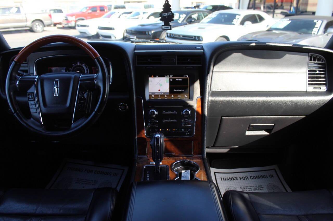 2017 Black Lincoln Navigator Select 2WD (5LMJJ2HT3HE) with an 3.5L V6 DOHC 24V FFV engine, 6A transmission, located at 4301 NW 39th , Oklahoma City, OK, 73112, (405) 949-5600, 35.512135, -97.598671 - NO DRIVERS LICENCE -NO FULL COVERAGE INSURANCE - NO CREDIT CHECK. COME ON OVER TO SUPERSPORTS, TAKE A LOOK AND TEST DRIVE. PLEASE GIVE US A CALL AT (405) 949-5600. NO LICENCIA DE CONDUCIR - NO SEGURO DE COBERTURA TOTAL - NO VERIFICACION DE CREDITO. VISITENOS EN SUPERSPORTS, MIRE NUESTRO - Photo#18