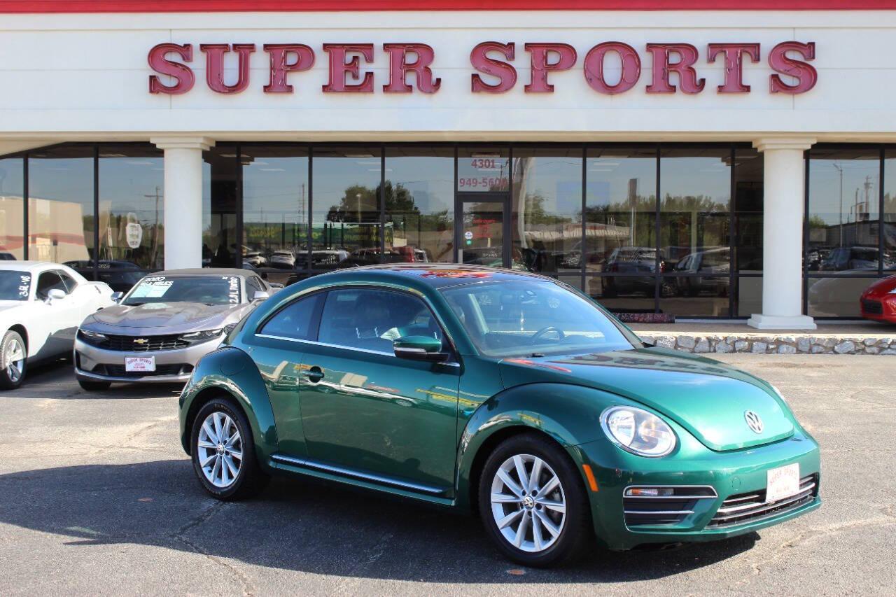 photo of 2018 Volkswagen Beetle 2.0T SE
