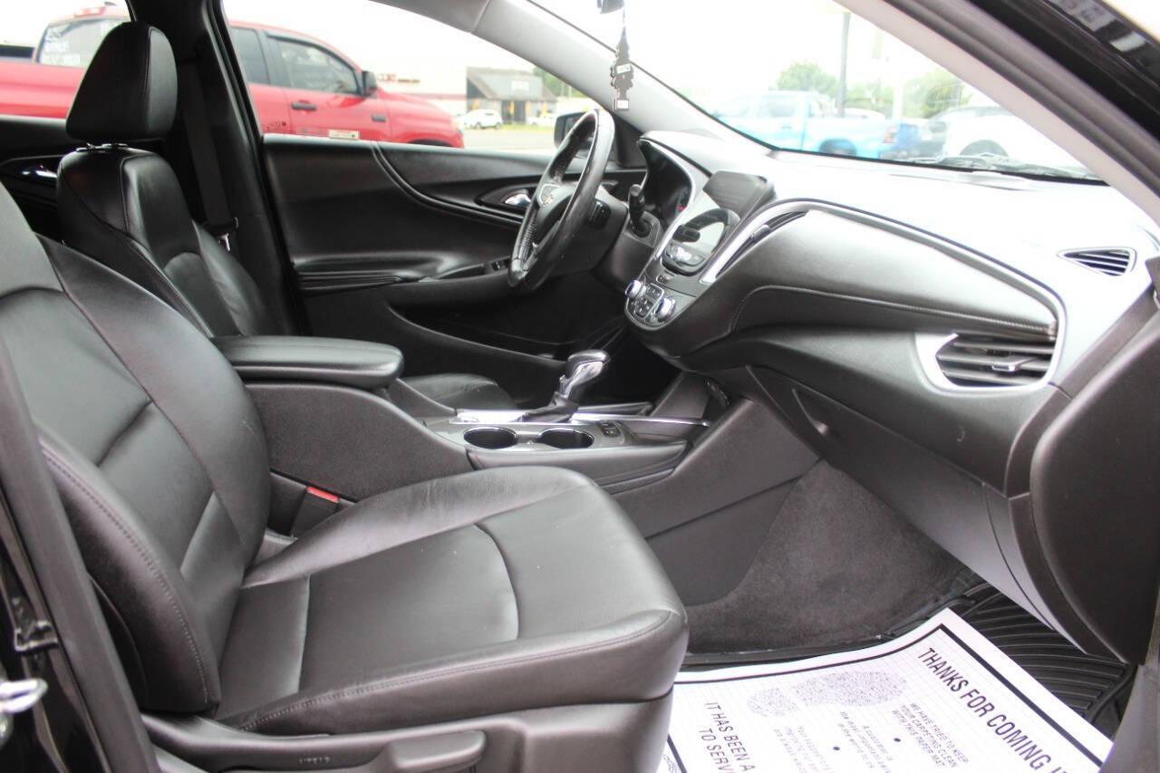 2022 Black Chevrolet Malibu LT (1G1ZD5ST5NF) with an 1.5L L4 DOHC 16V engine, 6A transmission, located at 4301 NW 39th , Oklahoma City, OK, 73112, (405) 949-5600, 35.512135, -97.598671 - NO DRIVERS LICENCE -NO FULL COVERAGE INSURANCE - NO CREDIT CHECK. COME ON OVER TO SUPERSPORTS, TAKE A LOOK AND TEST DRIVE. PLEASE GIVE US A CALL AT (405) 949-5600. NO LICENCIA DE CONDUCIR - NO SEGURO DE COBERTURA TOTAL - NO VERIFICACION DE CREDITO. VISITENOS EN SUPERSPORTS, MIRE NUESTRO - Photo#8