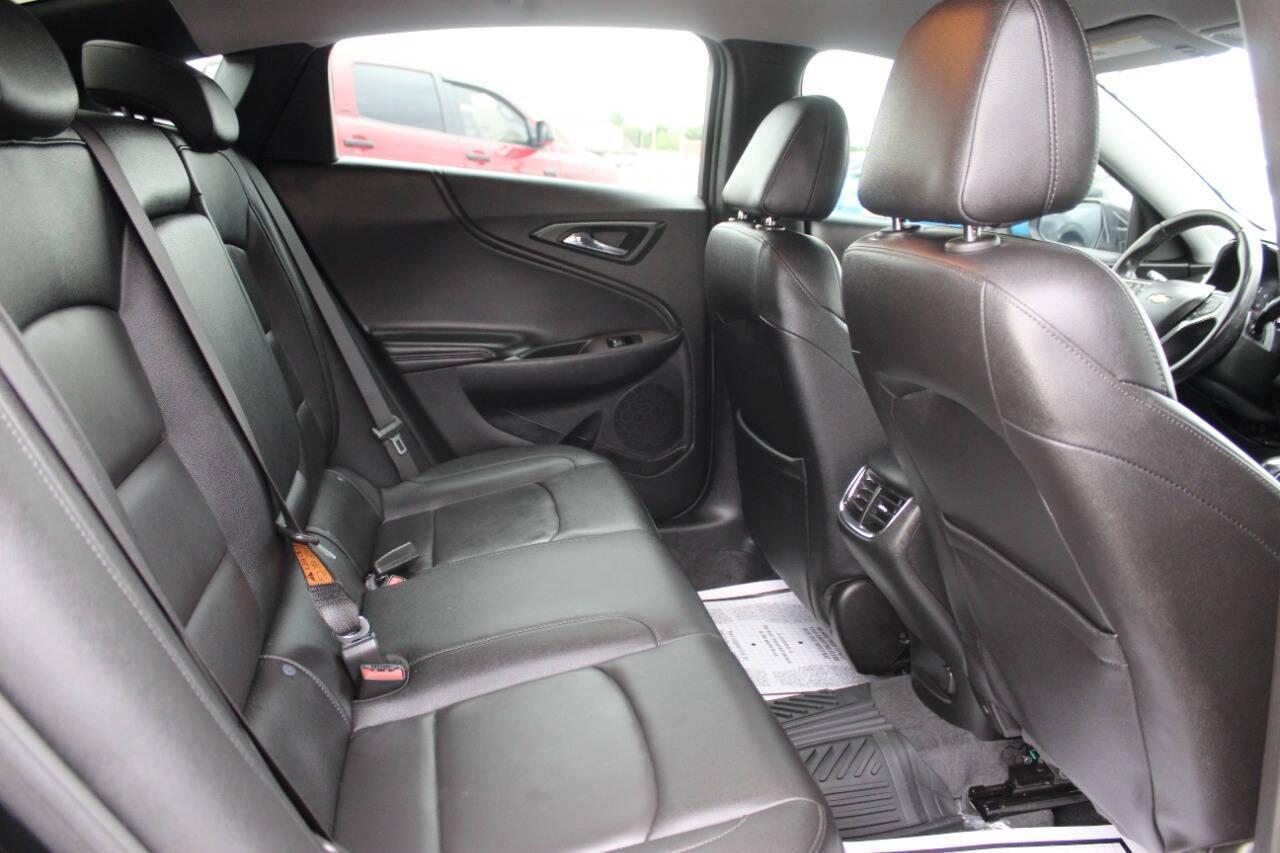 2022 Black Chevrolet Malibu LT (1G1ZD5ST5NF) with an 1.5L L4 DOHC 16V engine, 6A transmission, located at 4301 NW 39th , Oklahoma City, OK, 73112, (405) 949-5600, 35.512135, -97.598671 - NO DRIVERS LICENCE -NO FULL COVERAGE INSURANCE - NO CREDIT CHECK. COME ON OVER TO SUPERSPORTS, TAKE A LOOK AND TEST DRIVE. PLEASE GIVE US A CALL AT (405) 949-5600. NO LICENCIA DE CONDUCIR - NO SEGURO DE COBERTURA TOTAL - NO VERIFICACION DE CREDITO. VISITENOS EN SUPERSPORTS, MIRE NUESTRO - Photo#10