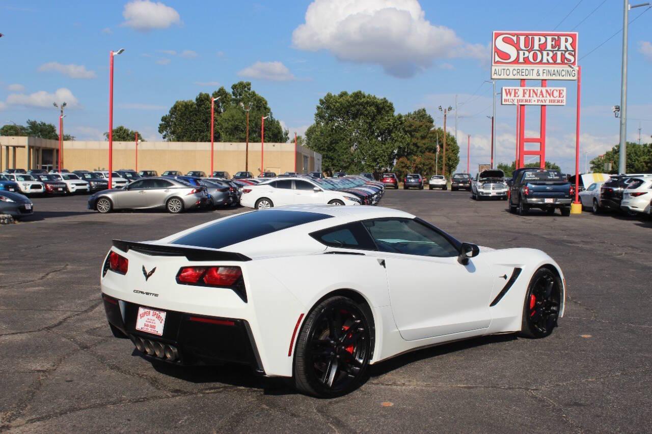2016 White Chevrolet Corvette Z51 2LT Coupe Automatic (1G1YK2D73G5) with an 6.2L V8 6.2L V8 engine, Automatic 8-Speed transmission, located at 4301 NW 39th , Oklahoma City, OK, 73112, (405) 949-5600, 35.512135, -97.598671 - NO DRIVERS LICENCE -NO FULL COVERAGE INSURANCE - NO CREDIT CHECK. COME ON OVER TO SUPERSPORTS, TAKE A LOOK AND TEST DRIVE. PLEASE GIVE US A CALL AT (405) 949-5600. NO LICENCIA DE CONDUCIR - NO SEGURO DE COBERTURA TOTAL - NO VERIFICACION DE CREDITO. VISITENOS EN SUPERSPORTS, MIRE NUESTRO - Photo#3