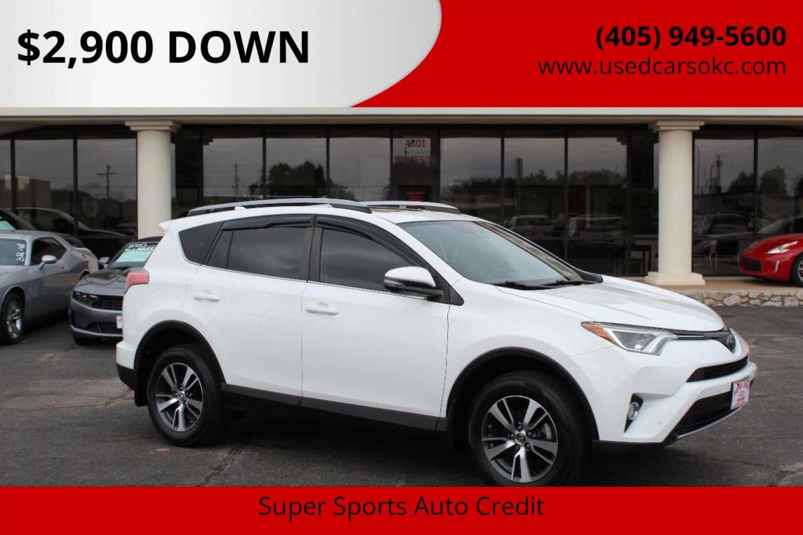 2018 White Toyota RAV4 XLE FWD (JTMWFREV1JJ) with an 2.5L L4 DOHC 16V engine, 6A transmission, located at 4301 NW 39th , Oklahoma City, OK, 73112, (405) 949-5600, 35.512135, -97.598671 - NO DRIVERS LICENCE -NO FULL COVERAGE INSURANCE - NO CREDIT CHECK. COME ON OVER TO SUPERSPORTS, TAKE A LOOK AND TEST DRIVE. PLEASE GIVE US A CALL AT (405) 949-5600. NO LICENCIA DE CONDUCIR - NO SEGURO DE COBERTURA TOTAL - NO VERIFICACION DE CREDITO. VISITENOS EN SUPERSPORTS, MIRE NUESTRO - Photo#0