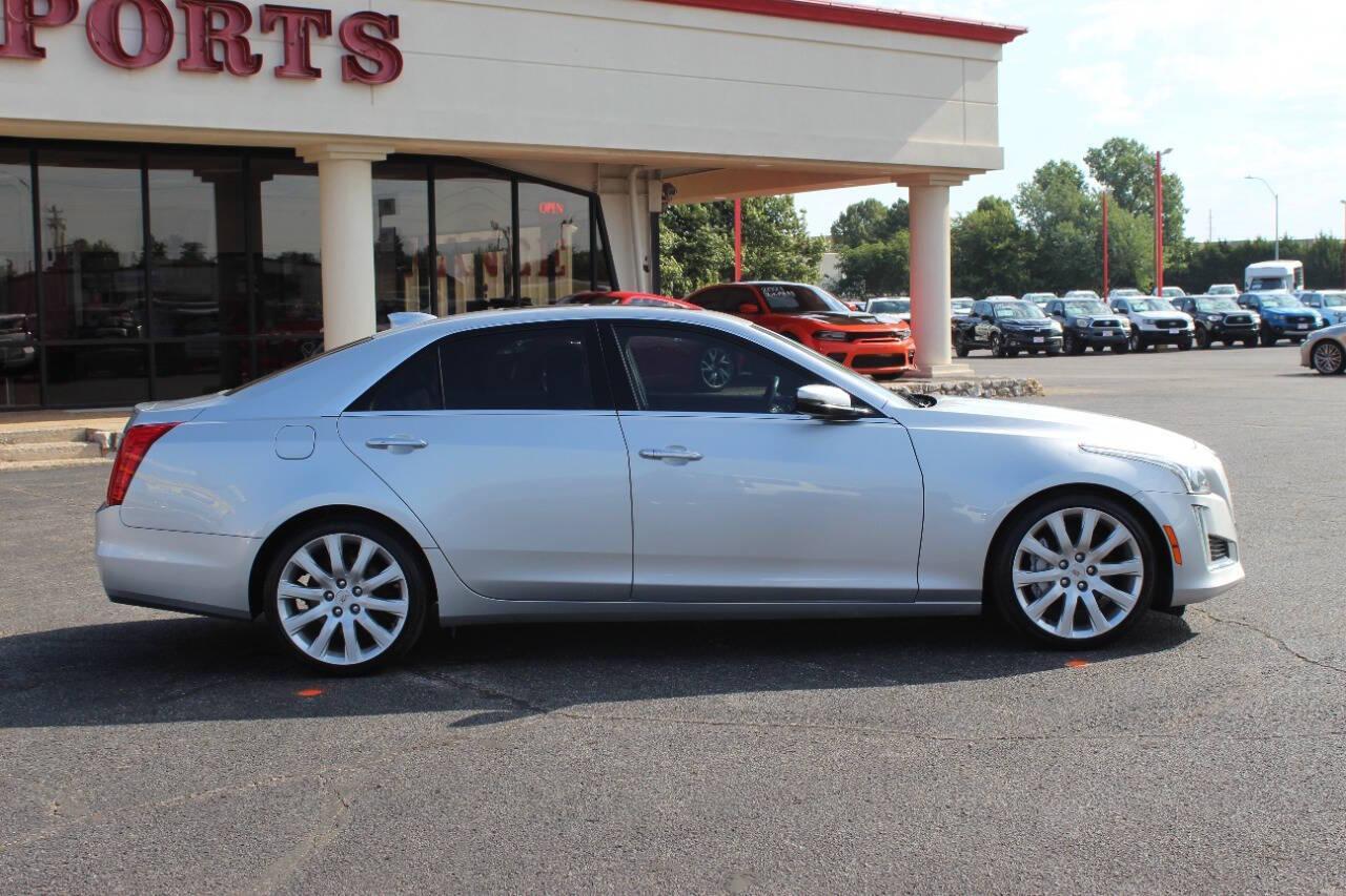 2018 Silver Cadillac CTS 2.0L Turbo Luxury RWD (1G6AR5SX3J0) with an 2.0L L4 DOHC 24V TURBO engine, 6A transmission, located at 4301 NW 39th , Oklahoma City, OK, 73112, (405) 949-5600, 35.512135, -97.598671 - NO DRIVERS LICENCE -NO FULL COVERAGE INSURANCE - NO CREDIT CHECK. COME ON OVER TO SUPERSPORTS, TAKE A LOOK AND TEST DRIVE. PLEASE GIVE US A CALL AT (405) 949-5600. NO LICENCIA DE CONDUCIR - NO SEGURO DE COBERTURA TOTAL - NO VERIFICACION DE CREDITO. VISITENOS EN SUPERSPORTS, MIRE NUESTRO - Photo#2