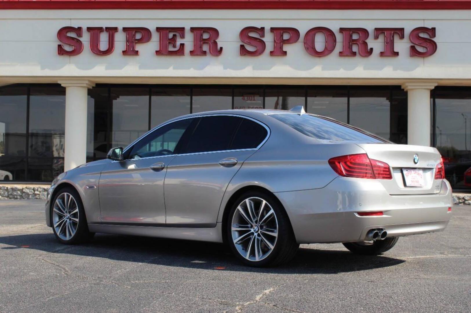 2016 Beige BMW 5-Series 528i (WBA5A5C57GG) with an 2.0L L4 DOHC 16V TURBO engine, 8A transmission, located at 4301 NW 39th , Oklahoma City, OK, 73112, (405) 949-5600, 35.512135, -97.598671 - NO DRIVERS LICENCE -NO FULL COVERAGE INSURANCE - NO CREDIT CHECK. COME ON OVER TO SUPERSPORTS, TAKE A LOOK AND TEST DRIVE. PLEASE GIVE US A CALL AT (405) 949-5600. NO LICENCIA DE CONDUCIR - NO SEGURO DE COBERTURA TOTAL - NO VERIFICACION DE CREDITO. VISITENOS EN SUPERSPORTS, MIRE NUESTRO - Photo#5