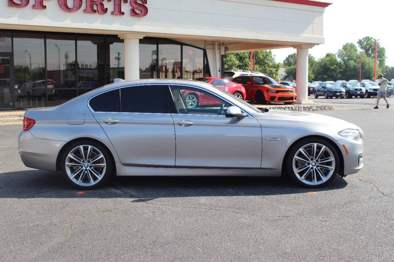 2016 Beige BMW 5 Series 528i (WBA5A5C57GG) with an 2.0L I4 Turbocharger 2.0L I4 engine, Automatic 8-Speed transmission, located at 4301 NW 39th , Oklahoma City, OK, 73112, (405) 949-5600, 35.512135, -97.598671 - NO DRIVERS LICENCE -NO FULL COVERAGE INSURANCE - NO CREDIT CHECK. COME ON OVER TO SUPERSPORTS, TAKE A LOOK AND TEST DRIVE. PLEASE GIVE US A CALL AT (405) 949-5600. NO LICENCIA DE CONDUCIR - NO SEGURO DE COBERTURA TOTAL - NO VERIFICACION DE CREDITO. VISITENOS EN SUPERSPORTS, MIRE NUESTRO - Photo#2