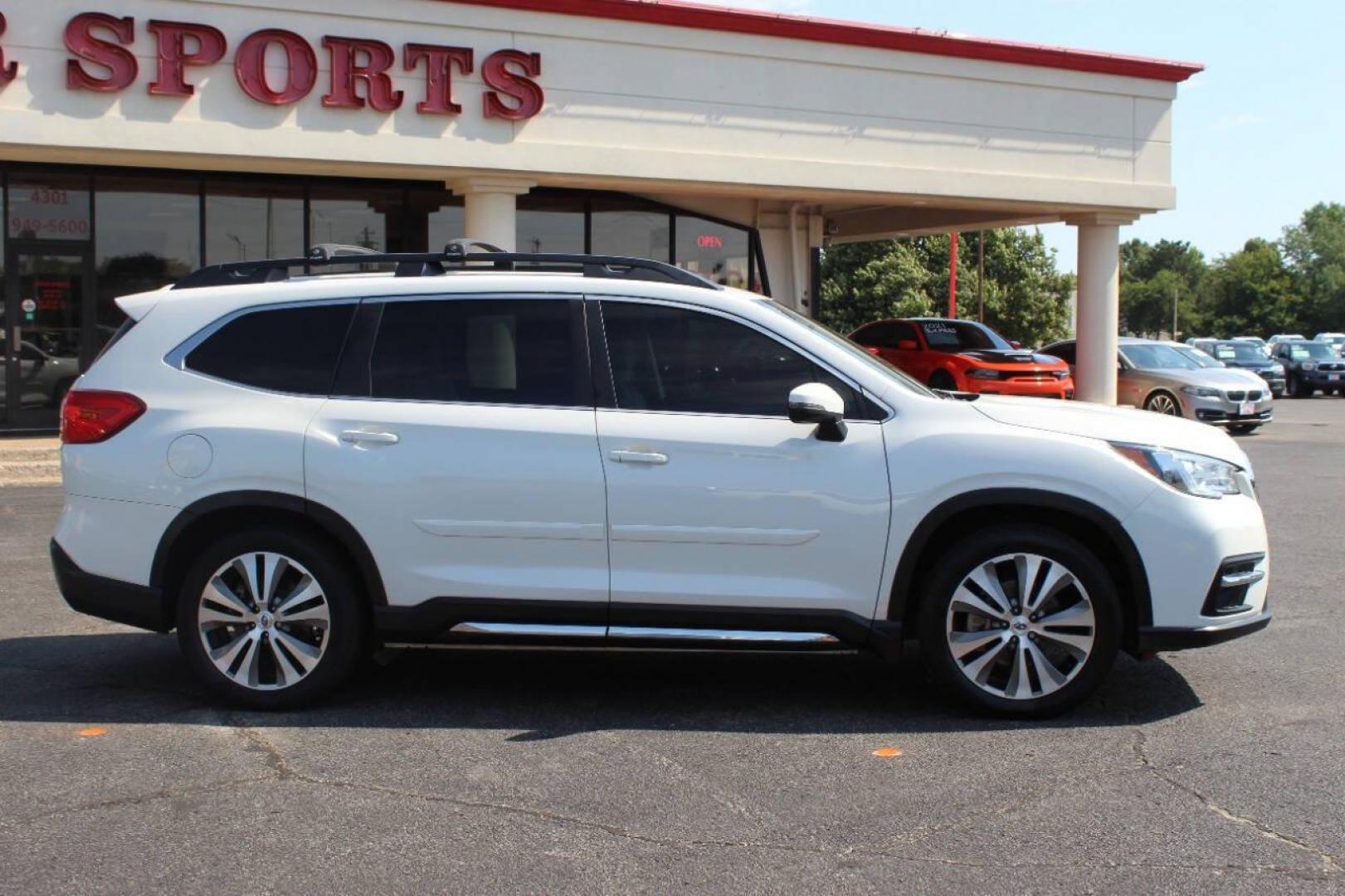 2021 White Subaru Ascent Limited w/8-Passenger Technology Pkg (4S4WMALD7M3) with an 2.4L L4 DOHC 16V engine, CVT transmission, located at 4301 NW 39th , Oklahoma City, OK, 73112, (405) 949-5600, 35.512135, -97.598671 - NO DRIVERS LICENCE -NO FULL COVERAGE INSURANCE - NO CREDIT CHECK. COME ON OVER TO SUPERSPORTS, TAKE A LOOK AND TEST DRIVE. PLEASE GIVE US A CALL AT (405) 949-5600. NO LICENCIA DE CONDUCIR - NO SEGURO DE COBERTURA TOTAL - NO VERIFICACION DE CREDITO. VISITENOS EN SUPERSPORTS, MIRE NUESTRO - Photo#2
