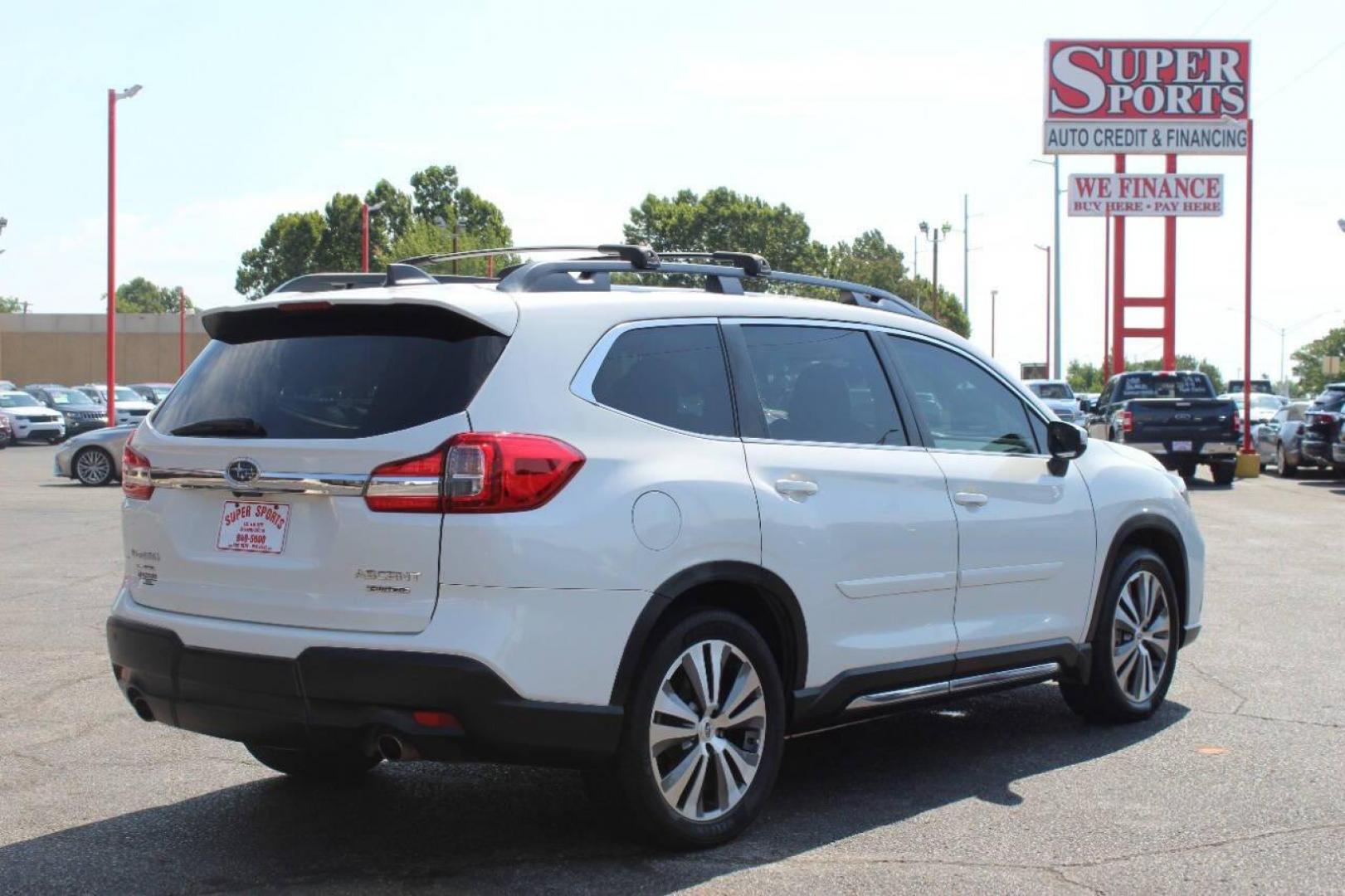 2021 White Subaru Ascent Limited w/8-Passenger Technology Pkg (4S4WMALD7M3) with an 2.4L L4 DOHC 16V engine, CVT transmission, located at 4301 NW 39th , Oklahoma City, OK, 73112, (405) 949-5600, 35.512135, -97.598671 - NO DRIVERS LICENCE -NO FULL COVERAGE INSURANCE - NO CREDIT CHECK. COME ON OVER TO SUPERSPORTS, TAKE A LOOK AND TEST DRIVE. PLEASE GIVE US A CALL AT (405) 949-5600. NO LICENCIA DE CONDUCIR - NO SEGURO DE COBERTURA TOTAL - NO VERIFICACION DE CREDITO. VISITENOS EN SUPERSPORTS, MIRE NUESTRO - Photo#3