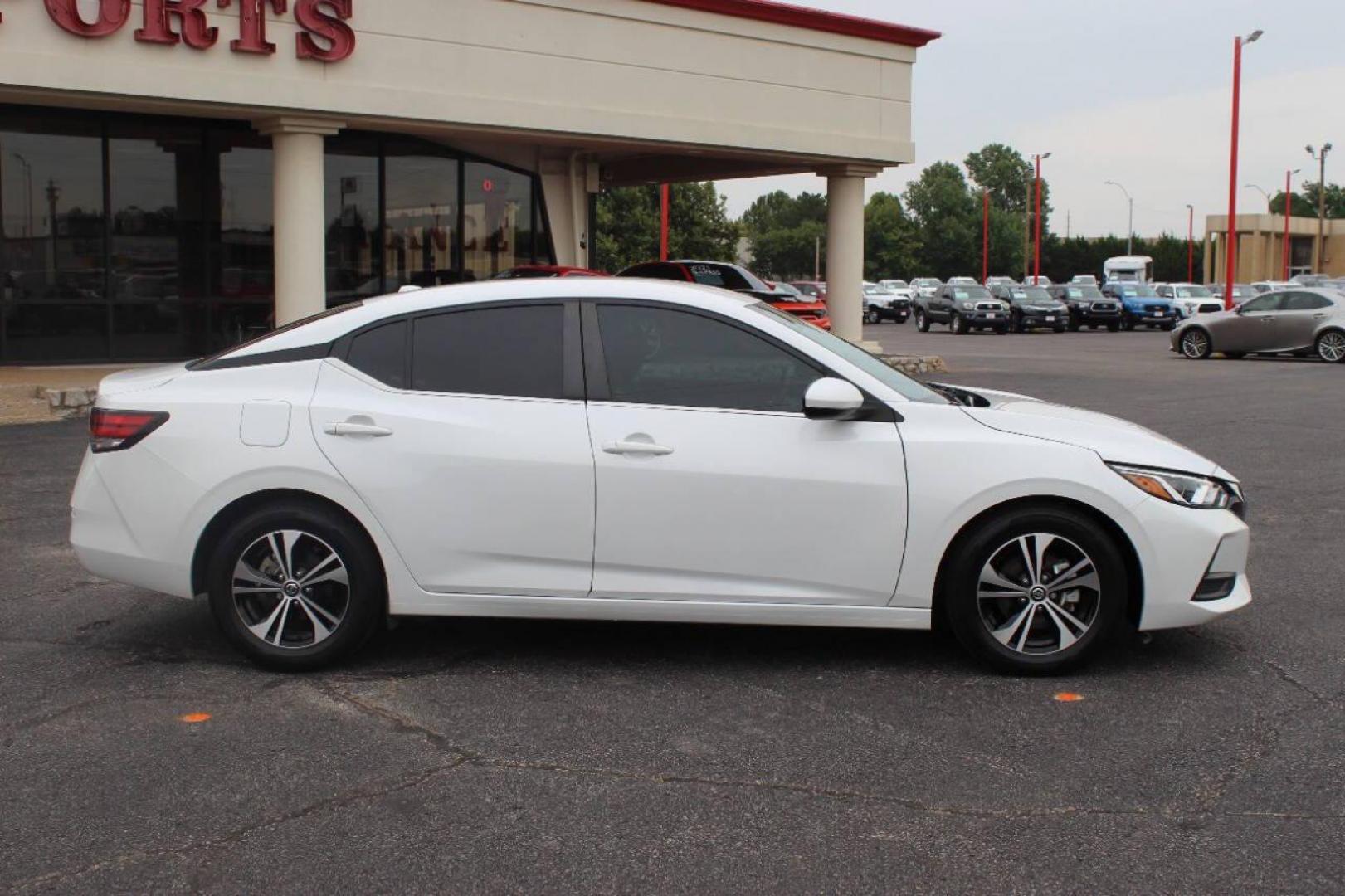 2023 White Nissan Sentra SV (3N1AB8CV5PY) with an 1.8L L4 SFI DOHC 16V engine, CVT transmission, located at 4301 NW 39th , Oklahoma City, OK, 73112, (405) 949-5600, 35.512135, -97.598671 - NO DRIVERS LICENSE - NO FULL COVERAGE INSURANCE - NO CREDIT CHECK. COME ON OVER TO SUPERSPORTS AND TAKE A LOOK AND TEST DRIVE PLEASE GIVE US A CALL AT (405) 949-5600. NO LICENCIA DE MANEJAR - NO SEGURO DE COBERTURA TOTAL - NO VERIFICACION DE CREDITO. POR FAVOR VENGAN A SUPERSPORTS, ECHE - Photo#3