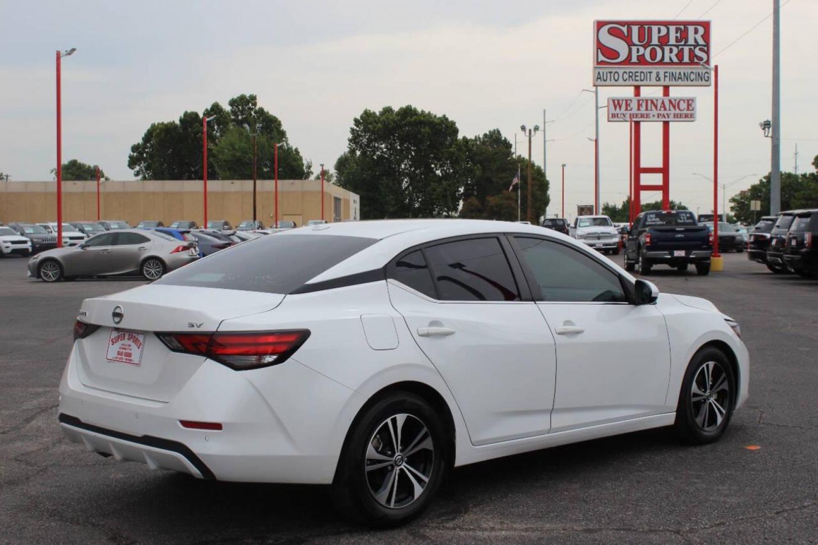 2023 White Nissan Sentra SV (3N1AB8CV5PY) with an 1.8L L4 SFI DOHC 16V engine, CVT transmission, located at 4301 NW 39th , Oklahoma City, OK, 73112, (405) 949-5600, 35.512135, -97.598671 - NO DRIVERS LICENSE - NO FULL COVERAGE INSURANCE - NO CREDIT CHECK. COME ON OVER TO SUPERSPORTS AND TAKE A LOOK AND TEST DRIVE PLEASE GIVE US A CALL AT (405) 949-5600. NO LICENCIA DE MANEJAR - NO SEGURO DE COBERTURA TOTAL - NO VERIFICACION DE CREDITO. POR FAVOR VENGAN A SUPERSPORTS, ECHE - Photo#4