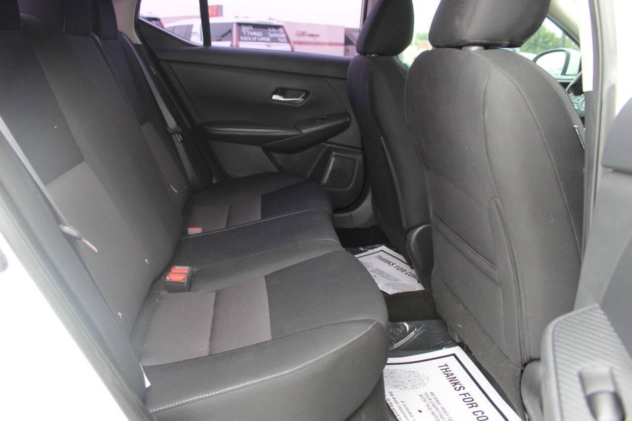 2023 White Nissan Sentra SV (3N1AB8CV5PY) with an 1.8L L4 SFI DOHC 16V engine, CVT transmission, located at 4301 NW 39th , Oklahoma City, OK, 73112, (405) 949-5600, 35.512135, -97.598671 - NO DRIVERS LICENSE - NO FULL COVERAGE INSURANCE - NO CREDIT CHECK. COME ON OVER TO SUPERSPORTS AND TAKE A LOOK AND TEST DRIVE PLEASE GIVE US A CALL AT (405) 949-5600. NO LICENCIA DE MANEJAR - NO SEGURO DE COBERTURA TOTAL - NO VERIFICACION DE CREDITO. POR FAVOR VENGAN A SUPERSPORTS, ECHE - Photo#10