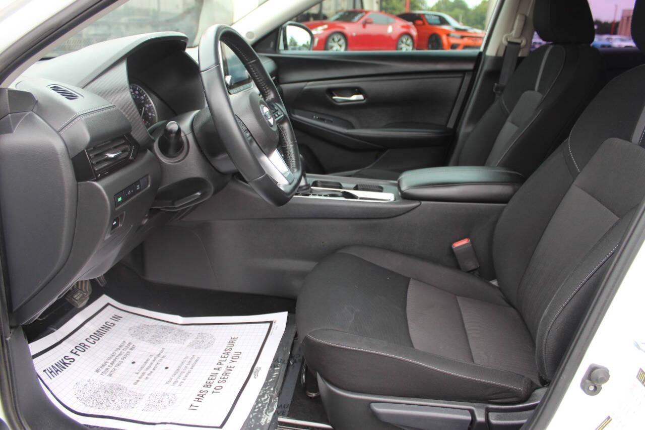 2023 White Nissan Sentra SV (3N1AB8CV5PY) with an 1.8L L4 SFI DOHC 16V engine, CVT transmission, located at 4301 NW 39th , Oklahoma City, OK, 73112, (405) 949-5600, 35.512135, -97.598671 - NO DRIVERS LICENSE - NO FULL COVERAGE INSURANCE - NO CREDIT CHECK. COME ON OVER TO SUPERSPORTS AND TAKE A LOOK AND TEST DRIVE PLEASE GIVE US A CALL AT (405) 949-5600. NO LICENCIA DE MANEJAR - NO SEGURO DE COBERTURA TOTAL - NO VERIFICACION DE CREDITO. POR FAVOR VENGAN A SUPERSPORTS, ECHE - Photo#15