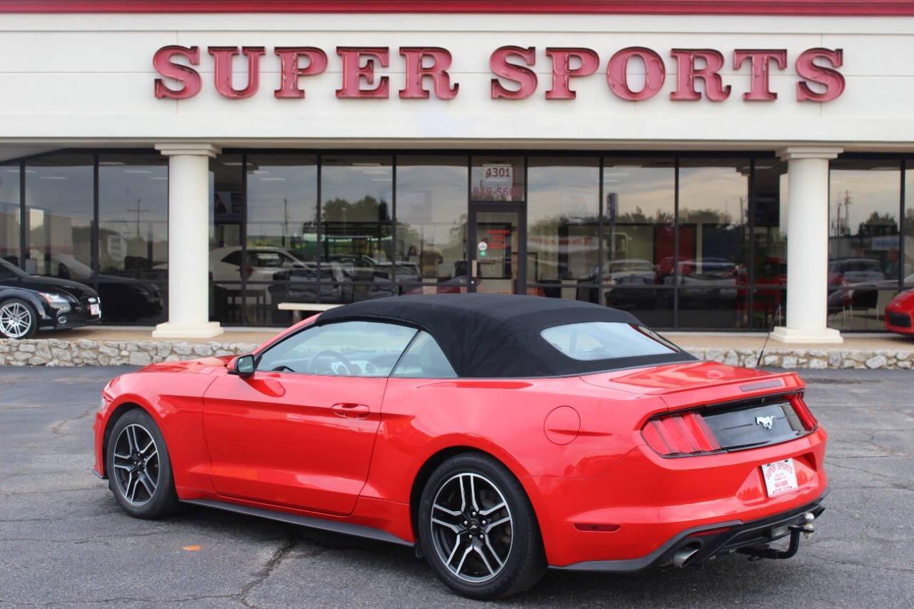 2020 Red Ford Mustang EcoBoost Premium Convertible (1FATP8UH4L5) with an 2.3L L4 DOHC 16V engine, Automatic 10-Speed transmission, located at 4301 NW 39th , Oklahoma City, OK, 73112, (405) 949-5600, 35.512135, -97.598671 - NO DRIVERS LICENSE - NO FULL COVERAGE INSURANCE - NO CREDIT CHECK. COME ON OVER TO SUPERSPORTS AND TAKE A LOOK AND TEST DRIVE PLEASE GIVE US A CALL AT (405) 949-5600. NO LICENCIA DE MANEJAR - NO SEGURO DE COBERTURA TOTAL - NO VERIFICACION DE CREDITO. POR FAVOR VENGAN A SUPERSPORTS, ECHE U - Photo#10