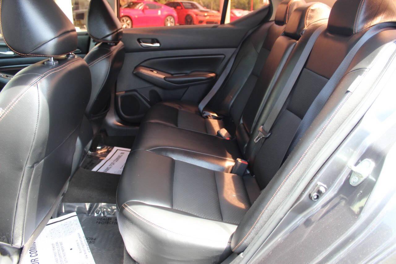 2022 Gray Nissan Altima 2.5 SR (1N4BL4CV2NN) with an 2.5L L4 DOHC 16V engine, CVT transmission, located at 4301 NW 39th , Oklahoma City, OK, 73112, (405) 949-5600, 35.512135, -97.598671 - NO DRIVERS LICENSE - NO FULL COVERAGE INSURANCE - NO CREDIT CHECK. COME ON OVER TO SUPERSPORTS AND TAKE A LOOK AND TEST DRIVE PLEASE GIVE US A CALL AT (405) 949-5600. NO LICENCIA DE MANEJAR - NO SEGURO DE COBERTURA TOTAL - NO VERIFICACION DE CREDITO. POR FAVOR VENGAN A SUPERSPORTS, ECHE U - Photo#13