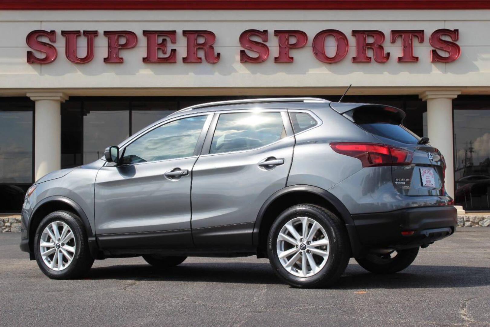 2019 Gray Nissan Rogue Sport SL (JN1BJ1CP1KW) with an 2.0L L4 DOHC 16V engine, CVT transmission, located at 4301 NW 39th , Oklahoma City, OK, 73112, (405) 949-5600, 35.512135, -97.598671 - NO DRIVERS LICENSE - NO FULL COVERAGE INSURANCE - NO CREDIT CHECK. COME ON OVER TO SUPERSPORTS AND TAKE A LOOK AND TEST DRIVE PLEASE GIVE US A CALL AT (405) 949-5600. NO LICENCIA DE MANEJAR - NO SEGURO DE COBERTURA TOTAL - NO VERIFICACION DE CREDITO. POR FAVOR VENGAN A SUPERSPORTS, ECHE - Photo#5
