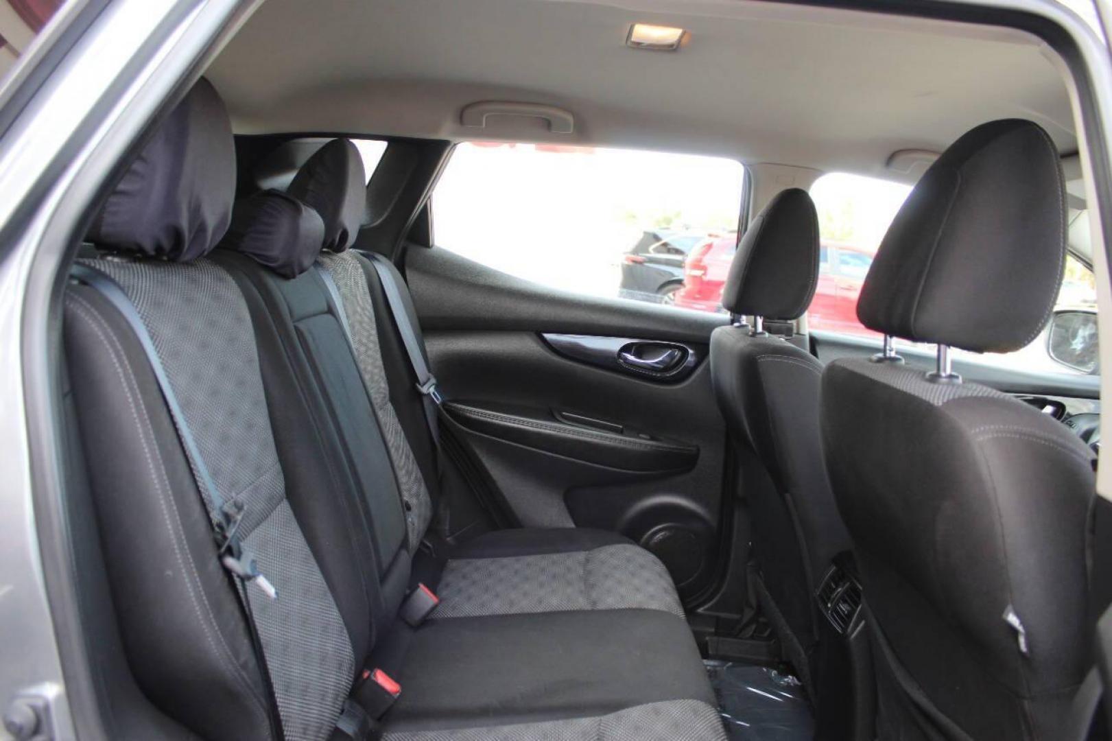 2019 Gray Nissan Rogue Sport SL (JN1BJ1CP1KW) with an 2.0L L4 DOHC 16V engine, CVT transmission, located at 4301 NW 39th , Oklahoma City, OK, 73112, (405) 949-5600, 35.512135, -97.598671 - NO DRIVERS LICENSE - NO FULL COVERAGE INSURANCE - NO CREDIT CHECK. COME ON OVER TO SUPERSPORTS AND TAKE A LOOK AND TEST DRIVE PLEASE GIVE US A CALL AT (405) 949-5600. NO LICENCIA DE MANEJAR - NO SEGURO DE COBERTURA TOTAL - NO VERIFICACION DE CREDITO. POR FAVOR VENGAN A SUPERSPORTS, ECHE - Photo#11