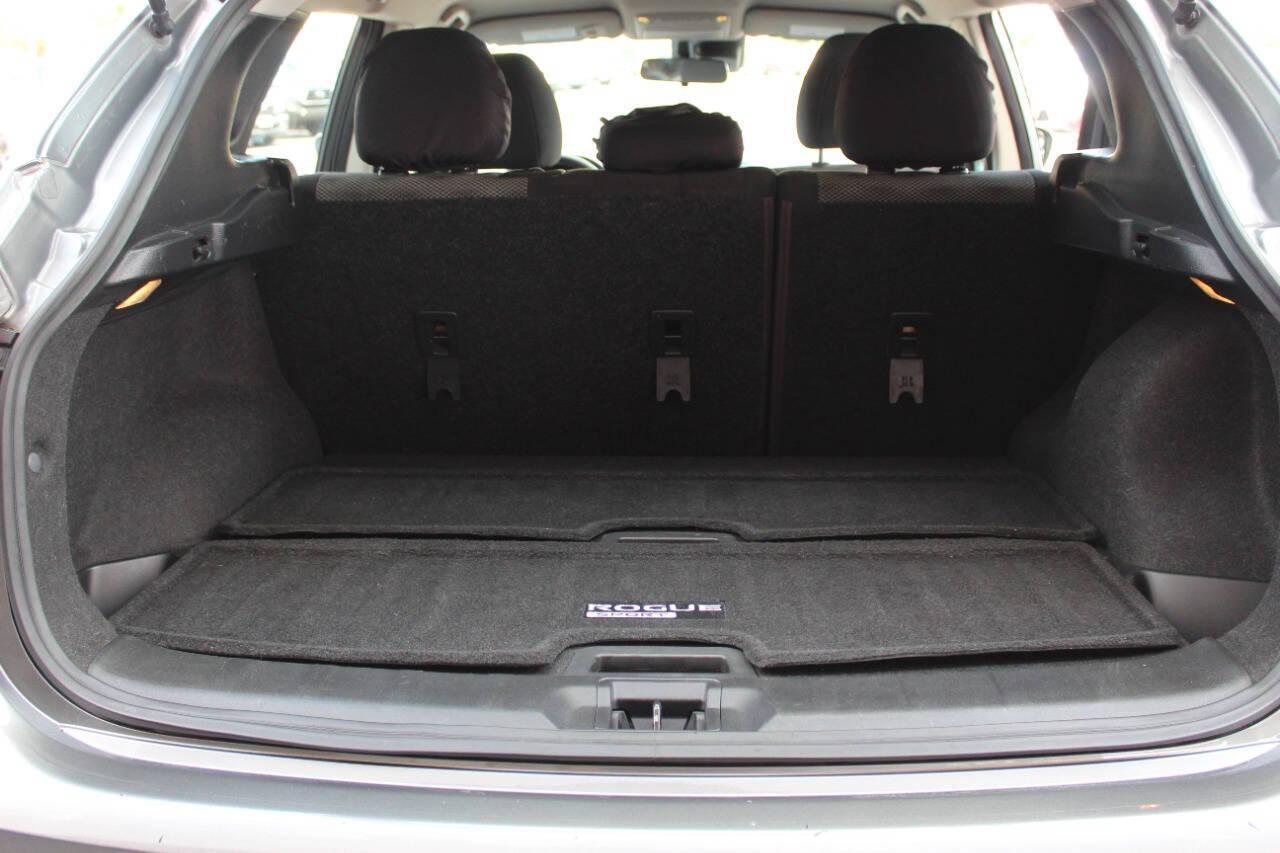 2019 Gray Nissan Rogue Sport SL (JN1BJ1CP1KW) with an 2.0L L4 DOHC 16V engine, CVT transmission, located at 4301 NW 39th , Oklahoma City, OK, 73112, (405) 949-5600, 35.512135, -97.598671 - NO DRIVERS LICENSE - NO FULL COVERAGE INSURANCE - NO CREDIT CHECK. COME ON OVER TO SUPERSPORTS AND TAKE A LOOK AND TEST DRIVE PLEASE GIVE US A CALL AT (405) 949-5600. NO LICENCIA DE MANEJAR - NO SEGURO DE COBERTURA TOTAL - NO VERIFICACION DE CREDITO. POR FAVOR VENGAN A SUPERSPORTS, ECHE - Photo#12