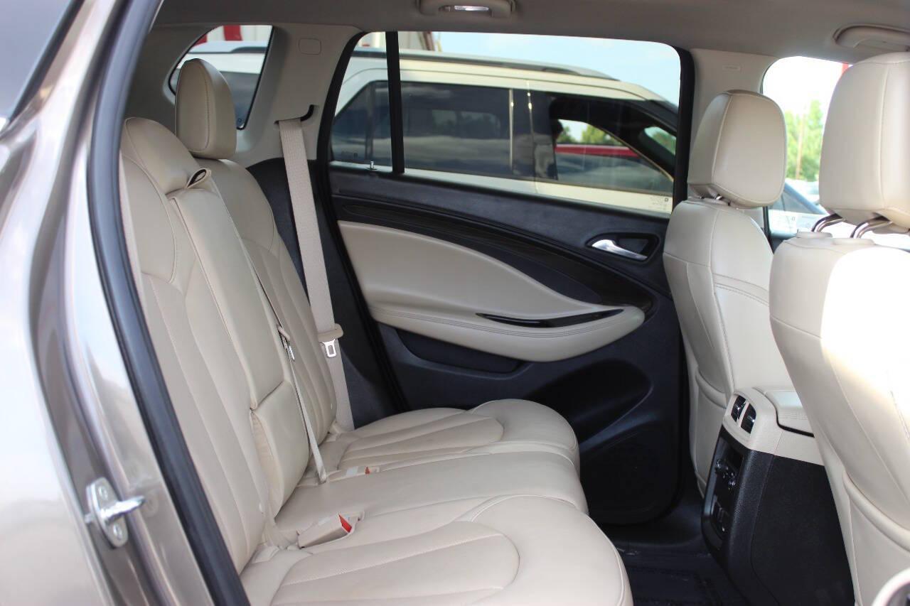 2019 Brown Buick Envision Preferred AWD (LRBFXCSA3KD) with an 2.5L L4 DOHC 24V engine, 6A transmission, located at 4301 NW 39th , Oklahoma City, OK, 73112, (405) 949-5600, 35.512135, -97.598671 - NO DRIVERS LICENCE -NO FULL COVERAGE INSURANCE - NO CREDIT CHECK. COME ON OVER TO SUPERSPORTS, TAKE A LOOK AND TEST DRIVE. PLEASE GIVE US A CALL AT (405) 949-5600. NO LICENCIA DE CONDUCIR - NO SEGURO DE COBERTURA TOTAL - NO VERIFICACION DE CREDITO. VISITENOS EN SUPERSPORTS, MIRE NUESTRO - Photo#10