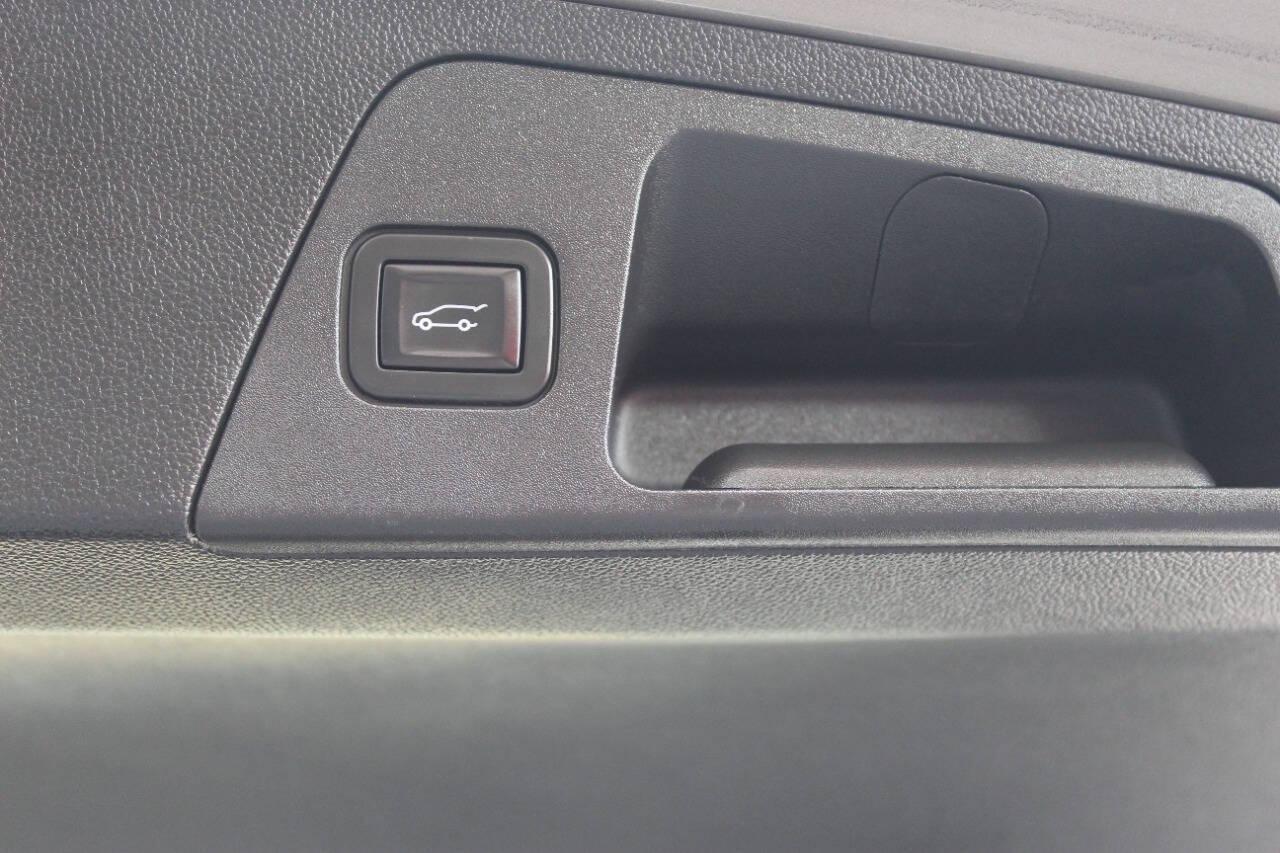 2019 Brown Buick Envision Preferred AWD (LRBFXCSA3KD) with an 2.5L L4 DOHC 24V engine, 6A transmission, located at 4301 NW 39th , Oklahoma City, OK, 73112, (405) 949-5600, 35.512135, -97.598671 - NO DRIVERS LICENCE -NO FULL COVERAGE INSURANCE - NO CREDIT CHECK. COME ON OVER TO SUPERSPORTS, TAKE A LOOK AND TEST DRIVE. PLEASE GIVE US A CALL AT (405) 949-5600. NO LICENCIA DE CONDUCIR - NO SEGURO DE COBERTURA TOTAL - NO VERIFICACION DE CREDITO. VISITENOS EN SUPERSPORTS, MIRE NUESTRO - Photo#13