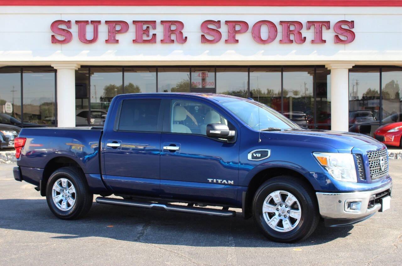 2017 Nissan Titan Platinum Reserve Crew Cab 4WD