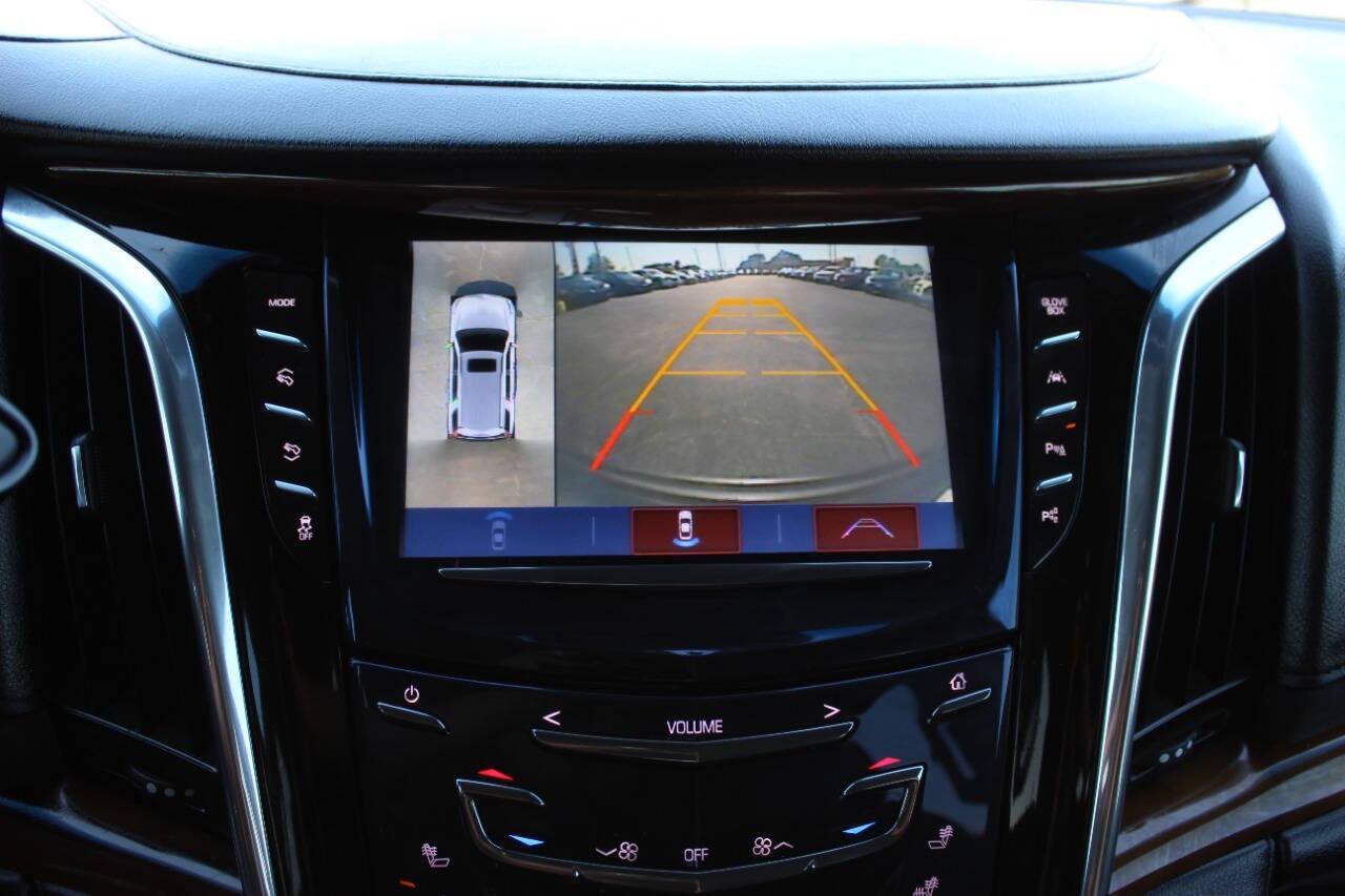 2017 Black Cadillac Escalade Premium 2WD (1GYS3CKJ8HR) with an 6.2L V8 OHV 16V FFV engine, 8A transmission, located at 4301 NW 39th , Oklahoma City, OK, 73112, (405) 949-5600, 35.512135, -97.598671 - NO DRIVERS LICENCE -NO FULL COVERAGE INSURANCE - NO CREDIT CHECK. COME ON OVER TO SUPERSPORTS, TAKE A LOOK AND TEST DRIVE. PLEASE GIVE US A CALL AT (405) 949-5600. NO LICENCIA DE CONDUCIR - NO SEGURO DE COBERTURA TOTAL - NO VERIFICACION DE CREDITO. VISITENOS EN SUPERSPORTS, MIRE NUESTRO - Photo#23