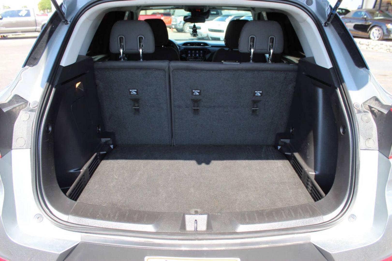 2023 Silver Chevrolet TrailBlazer LT (KL79MPSL9PB) with an 1.3L I3 Turbocharger 1.3L I3 engine, CVT transmission, located at 4301 NW 39th , Oklahoma City, OK, 73112, (405) 949-5600, 35.512135, -97.598671 - NO DRIVERS LICENCE -NO FULL COVERAGE INSURANCE - NO CREDIT CHECK. COME ON OVER TO SUPERSPORTS, TAKE A LOOK AND TEST DRIVE. PLEASE GIVE US A CALL AT (405) 949-5600. NO LICENCIA DE CONDUCIR - NO SEGURO DE COBERTURA TOTAL - NO VERIFICACION DE CREDITO. VISITENOS EN SUPERSPORTS, MIRE NUESTRO- Photo#12