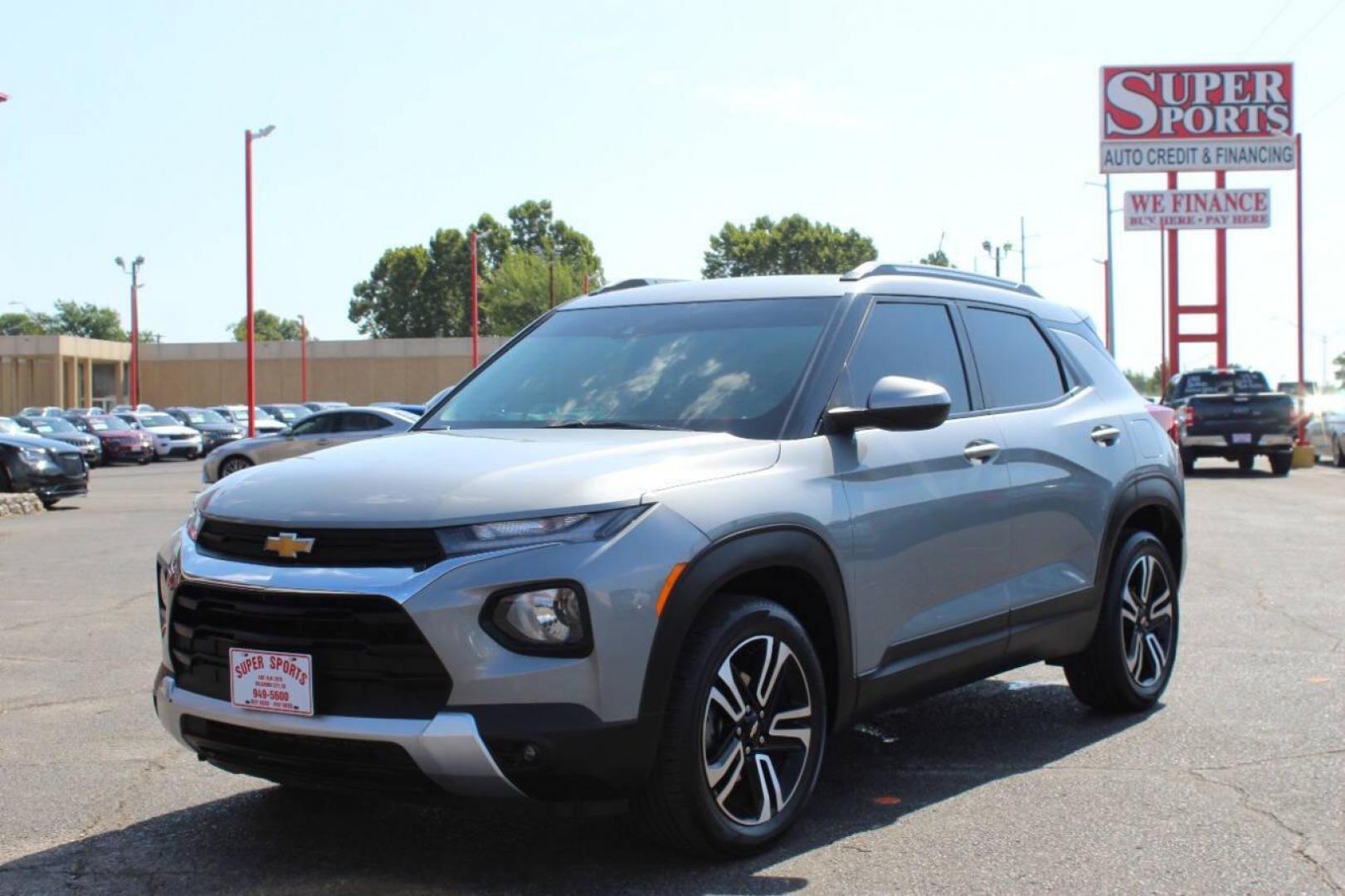 2023 Silver Chevrolet Trailblazer LT (KL79MPSL9PB) with an 1.3L L3 DOHC 12V engine, 9A transmission, located at 4301 NW 39th , Oklahoma City, OK, 73112, (405) 949-5600, 35.512135, -97.598671 - Photo#6