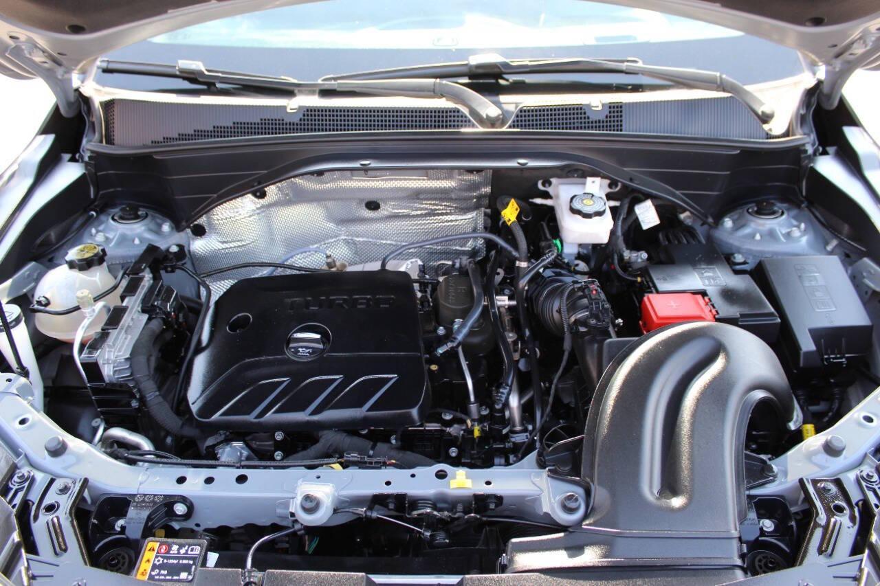 2023 Silver Chevrolet Trailblazer LT (KL79MPSL9PB) with an 1.3L L3 DOHC 12V engine, 9A transmission, located at 4301 NW 39th , Oklahoma City, OK, 73112, (405) 949-5600, 35.512135, -97.598671 - NO DRIVERS LICENCE -NO FULL COVERAGE INSURANCE - NO CREDIT CHECK. COME ON OVER TO SUPERSPORTS, TAKE A LOOK AND TEST DRIVE. PLEASE GIVE US A CALL AT (405) 949-5600. NO LICENCIA DE CONDUCIR - NO SEGURO DE COBERTURA TOTAL - NO VERIFICACION DE CREDITO. VISITENOS EN SUPERSPORTS, MIRE NUESTRO - Photo#7