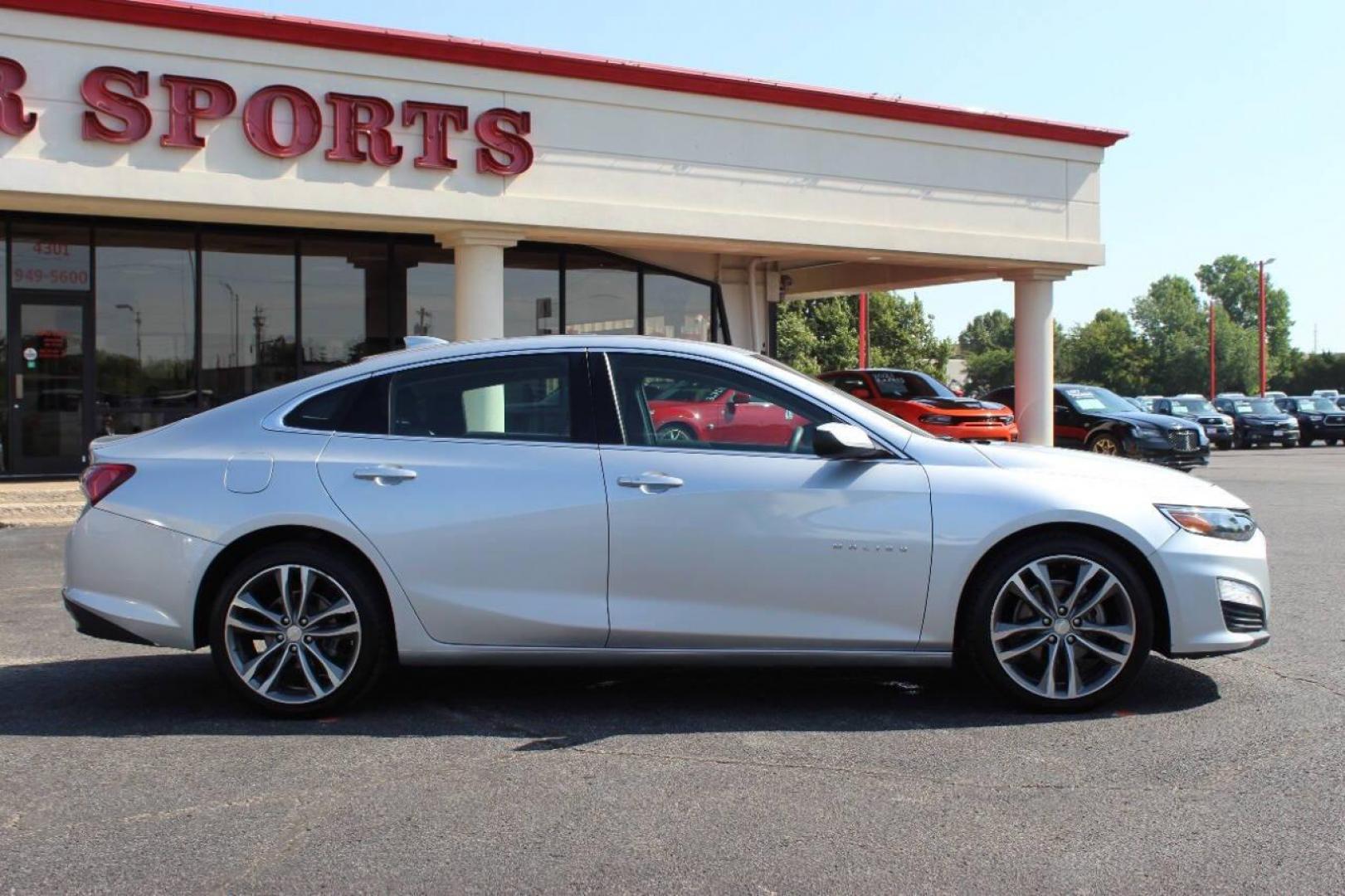 2021 Silver Chevrolet Malibu LT (1G1ZD5ST8MF) with an 1.5L L4 DOHC 16V engine, 6A transmission, located at 4301 NW 39th , Oklahoma City, OK, 73112, (405) 949-5600, 35.512135, -97.598671 - Photo#2