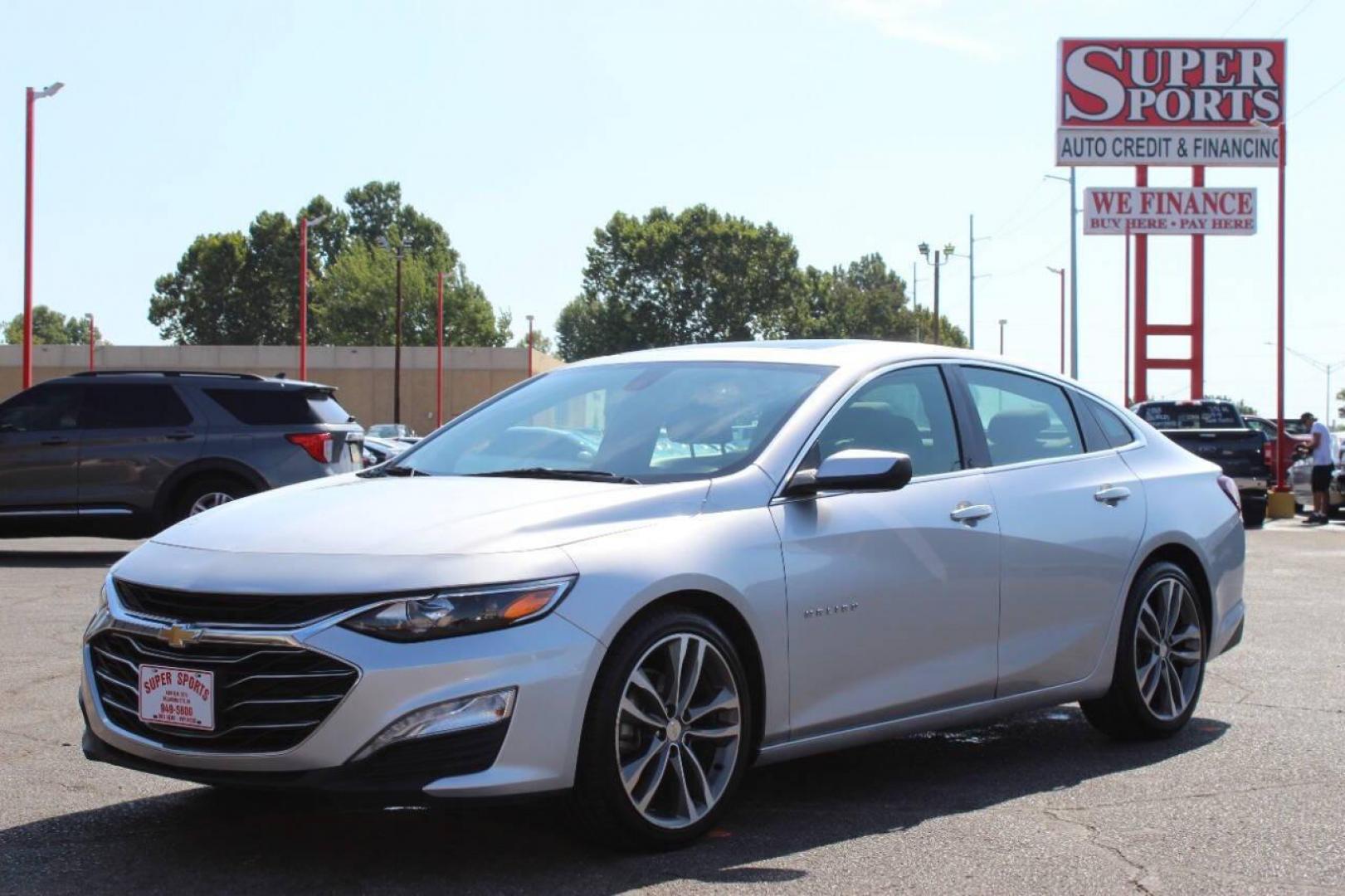 2021 Silver Chevrolet Malibu LT (1G1ZD5ST8MF) with an 1.5L L4 DOHC 16V engine, 6A transmission, located at 4301 NW 39th , Oklahoma City, OK, 73112, (405) 949-5600, 35.512135, -97.598671 - Photo#6