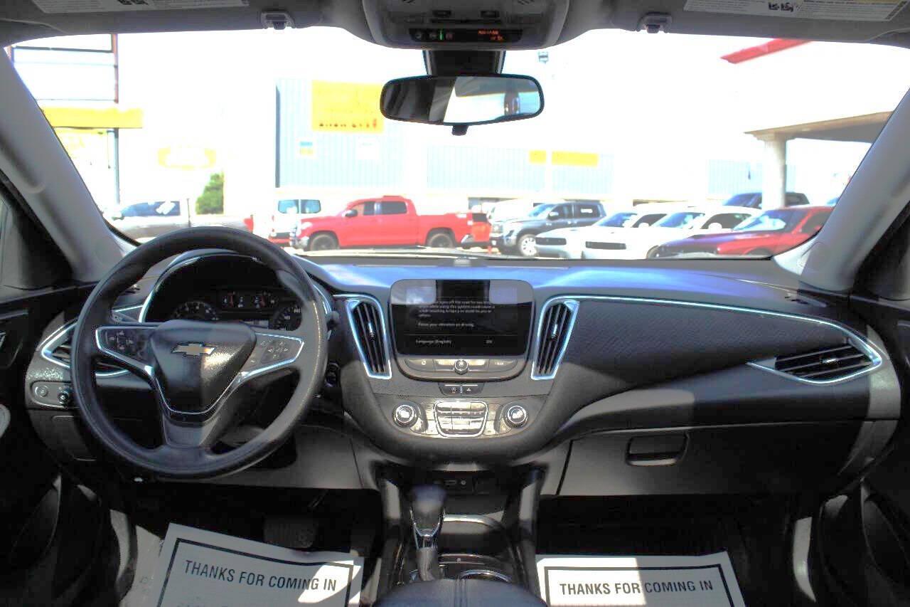 2021 Silver Chevrolet Malibu LT (1G1ZD5ST8MF) with an 1.5L I4 Turbocharger 1.5L I4 engine, CVT transmission, located at 4301 NW 39th , Oklahoma City, OK, 73112, (405) 949-5600, 35.512135, -97.598671 - SPEND SMART --- BUY FROM SUPER SPORTS. ALL PRICES, DOWN PAYMENTS, PAYMENTS, AND FINANCE TERMS ARE NEGOTIABLE AT THE TIME OF APPROVAL. WE WILL WORK WITH YOU TO FIT YOUR BUDGET. WE WILL EVEN LOWER AND ADJUST THE NUMBERS TO HELP MAKE THE VEHICLE MORE AFFORDABLE FOR YOU. Our financing progra- Photo#17
