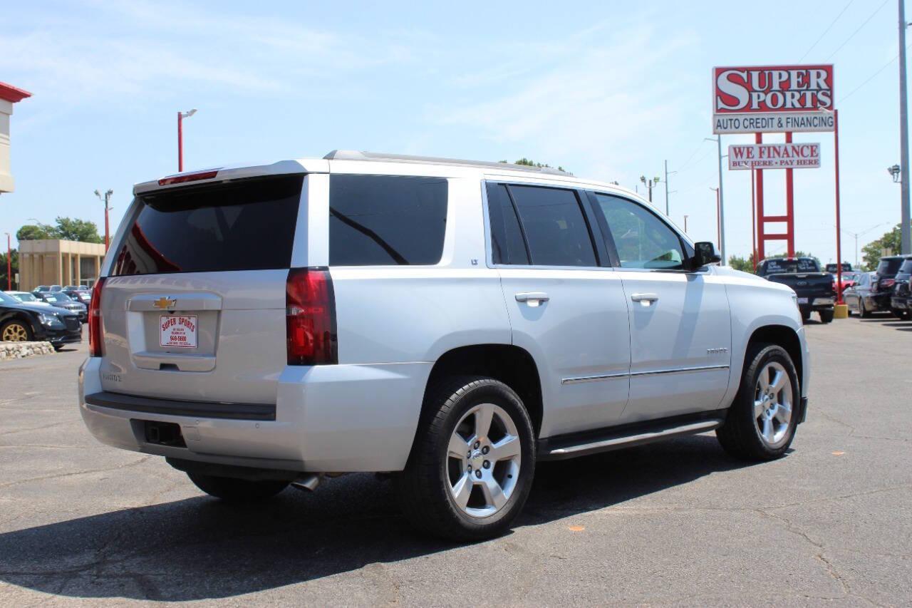 2015 Silver Chevrolet Tahoe LT 2WD (1GNSCBKC9FR) with an 5.3L V8 OHV 16V engine, 6-Speed Automatic transmission, located at 4301 NW 39th , Oklahoma City, OK, 73112, (405) 949-5600, 35.512135, -97.598671 - NO DRIVERS LICENCE -NO FULL COVERAGE INSURANCE - NO CREDIT CHECK. COME ON OVER TO SUPERSPORTS, TAKE A LOOK AND TEST DRIVE. PLEASE GIVE US A CALL AT (405) 949-5600. NO LICENCIA DE CONDUCIR - NO SEGURO DE COBERTURA TOTAL - NO VERIFICACION DE CREDITO. VISITENOS EN SUPERSPORTS, MIRE NUESTRO - Photo#3