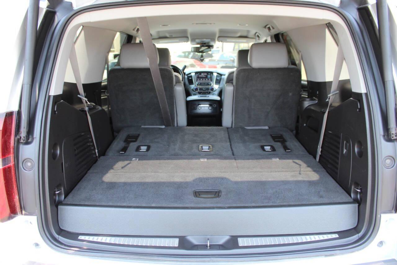 2015 Silver Chevrolet Tahoe LT 2WD (1GNSCBKC9FR) with an 5.3L V8 OHV 16V engine, 6-Speed Automatic transmission, located at 4301 NW 39th , Oklahoma City, OK, 73112, (405) 949-5600, 35.512135, -97.598671 - NO DRIVERS LICENCE -NO FULL COVERAGE INSURANCE - NO CREDIT CHECK. COME ON OVER TO SUPERSPORTS, TAKE A LOOK AND TEST DRIVE. PLEASE GIVE US A CALL AT (405) 949-5600. NO LICENCIA DE CONDUCIR - NO SEGURO DE COBERTURA TOTAL - NO VERIFICACION DE CREDITO. VISITENOS EN SUPERSPORTS, MIRE NUESTRO - Photo#14