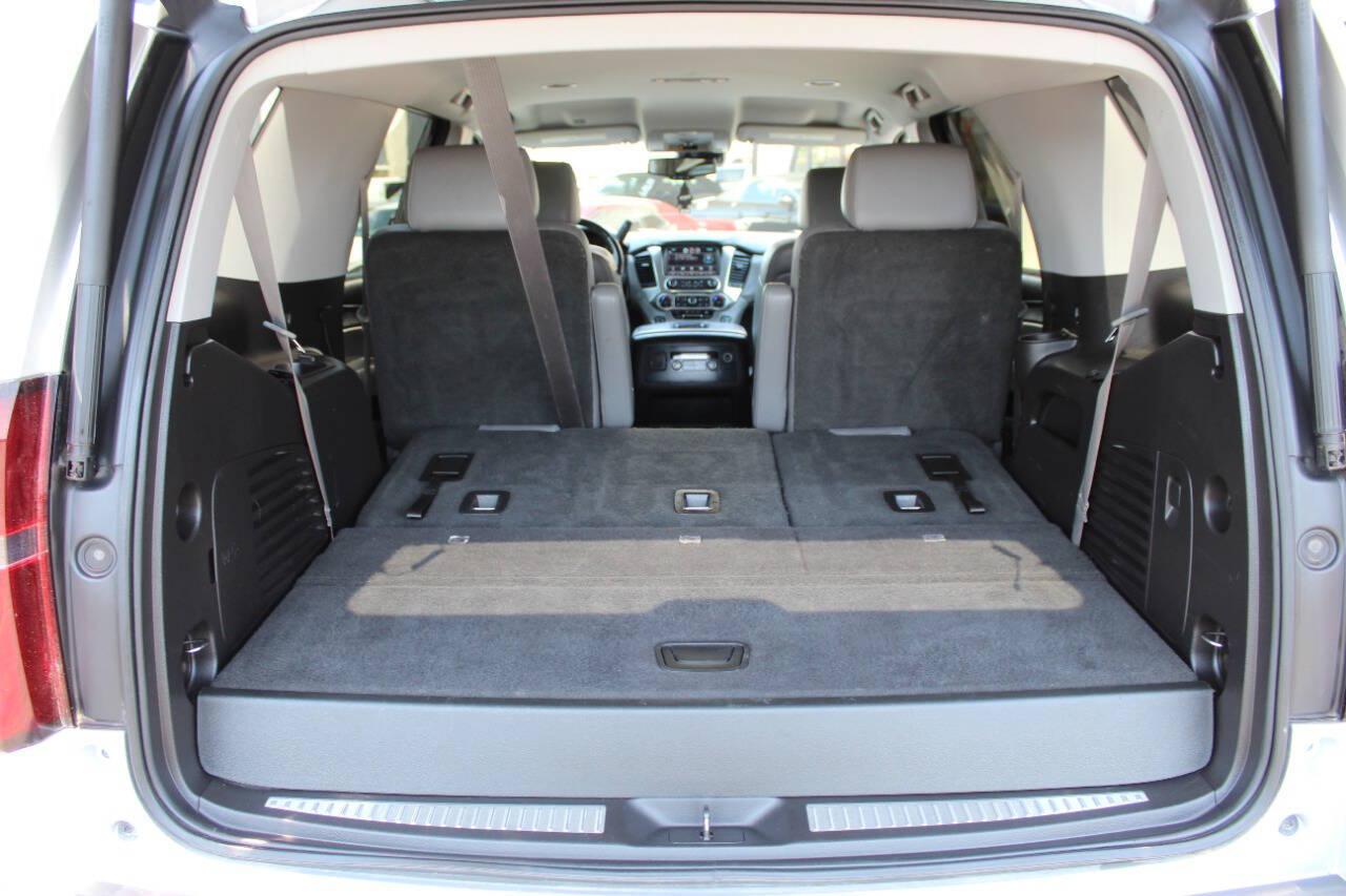 2015 Silver Chevrolet Tahoe LT 2WD (1GNSCBKC9FR) with an 5.3L V8 5.3L V8 engine, Automatic 6-Speed transmission, located at 4301 NW 39th , Oklahoma City, OK, 73112, (405) 949-5600, 35.512135, -97.598671 - Hablamos espanol. SPEND SMART --- BUY FROM SUPER SPORTS. ALL PRICES, DOWN PAYMENTS, PAYMENTS, AND FINANCE TERMS ARE NEGOTIABLE AT THE TIME OF APPROVAL. WE WILL WORK WITH YOU TO FIT YOUR BUDGET. WE WILL EVEN LOWER AND ADJUST THE NUMBERS TO HELP MAKE THE VEHICLE MORE AFFORDABLE FOR YOU.- Photo#14
