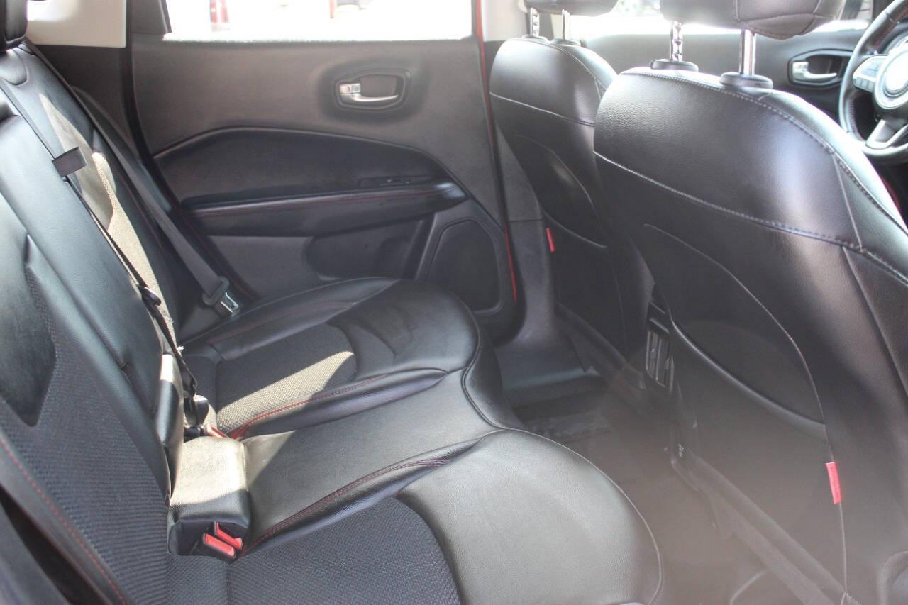 2021 Orange Jeep Compass Trailhawk 4WD (3C4NJDDB3MT) with an 2.4L L4 DOHC 16V engine, 9A transmission, located at 4301 NW 39th , Oklahoma City, OK, 73112, (405) 949-5600, 35.512135, -97.598671 - NO DRIVERS LICENCE -NO FULL COVERAGE INSURANCE - NO CREDIT CHECK. COME ON OVER TO SUPERSPORTS, TAKE A LOOK AND TEST DRIVE. PLEASE GIVE US A CALL AT (405) 949-5600. NO LICENCIA DE CONDUCIR - NO SEGURO DE COBERTURA TOTAL - NO VERIFICACION DE CREDITO. VISITENOS EN SUPERSPORTS, MIRE NUESTRO - Photo#10