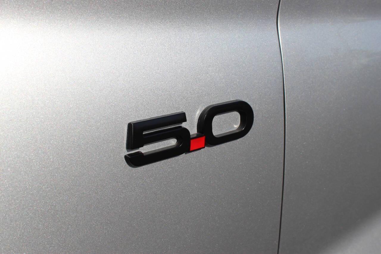 2017 Silver Ford Mustang GT Premium Coupe (1FA6P8CF6H5) with an 5.0L V8 DOHC 32V engine, Automatic 6-Speed transmission, located at 4301 NW 39th , Oklahoma City, OK, 73112, (405) 949-5600, 35.512135, -97.598671 - NO DRIVERS LICENCE -NO FULL COVERAGE INSURANCE - NO CREDIT CHECK. COME ON OVER TO SUPERSPORTS, TAKE A LOOK AND TEST DRIVE. PLEASE GIVE US A CALL AT (405) 949-5600. NO LICENCIA DE CONDUCIR - NO SEGURO DE COBERTURA TOTAL - NO VERIFICACION DE CREDITO. VISITENOS EN SUPERSPORTS, MIRE NUESTRO - Photo#18