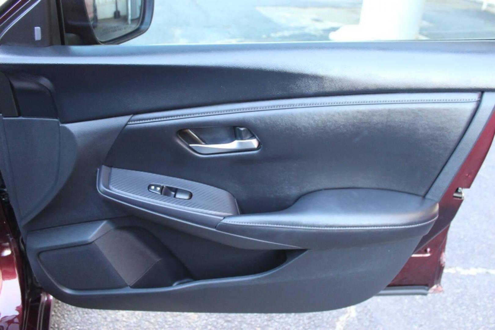 2023 Maroon Nissan Sentra SV (3N1AB8CV1PY) with an 1.8L L4 SFI DOHC 16V engine, CVT transmission, located at 4301 NW 39th , Oklahoma City, OK, 73112, (405) 949-5600, 35.512135, -97.598671 - NO DRIVERS LICENCE -NO FULL COVERAGE INSURANCE - NO CREDIT CHECK. COME ON OVER TO SUPERSPORTS, TAKE A LOOK AND TEST DRIVE. PLEASE GIVE US A CALL AT (405) 949-5600. NO LICENCIA DE CONDUCIR - NO SEGURO DE COBERTURA TOTAL - NO VERIFICACION DE CREDITO. VISITENOS EN SUPERSPORTS, MIRE NUESTRO - Photo#9