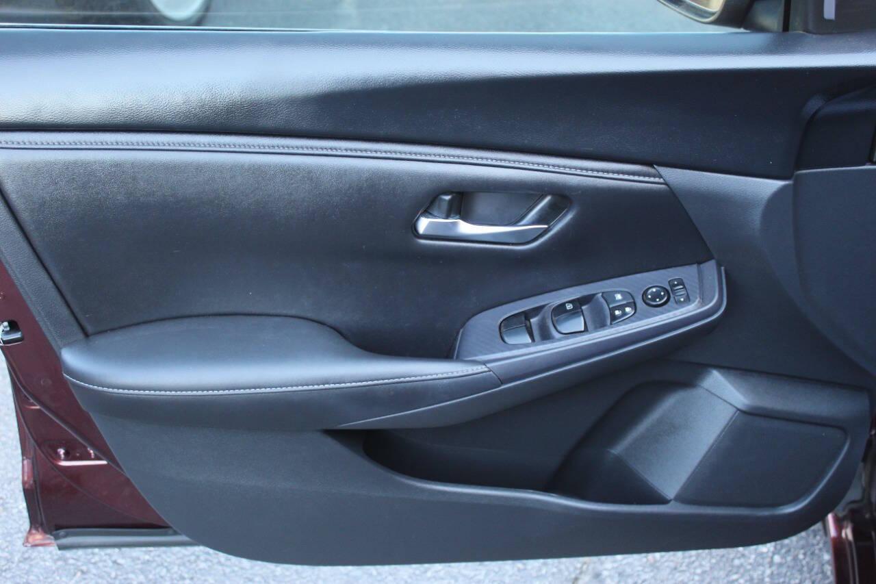 2023 Maroon Nissan Sentra SV (3N1AB8CV1PY) with an 1.8L L4 SFI DOHC 16V engine, CVT transmission, located at 4301 NW 39th , Oklahoma City, OK, 73112, (405) 949-5600, 35.512135, -97.598671 - NO DRIVERS LICENCE -NO FULL COVERAGE INSURANCE - NO CREDIT CHECK. COME ON OVER TO SUPERSPORTS, TAKE A LOOK AND TEST DRIVE. PLEASE GIVE US A CALL AT (405) 949-5600. NO LICENCIA DE CONDUCIR - NO SEGURO DE COBERTURA TOTAL - NO VERIFICACION DE CREDITO. VISITENOS EN SUPERSPORTS, MIRE NUESTRO - Photo#16