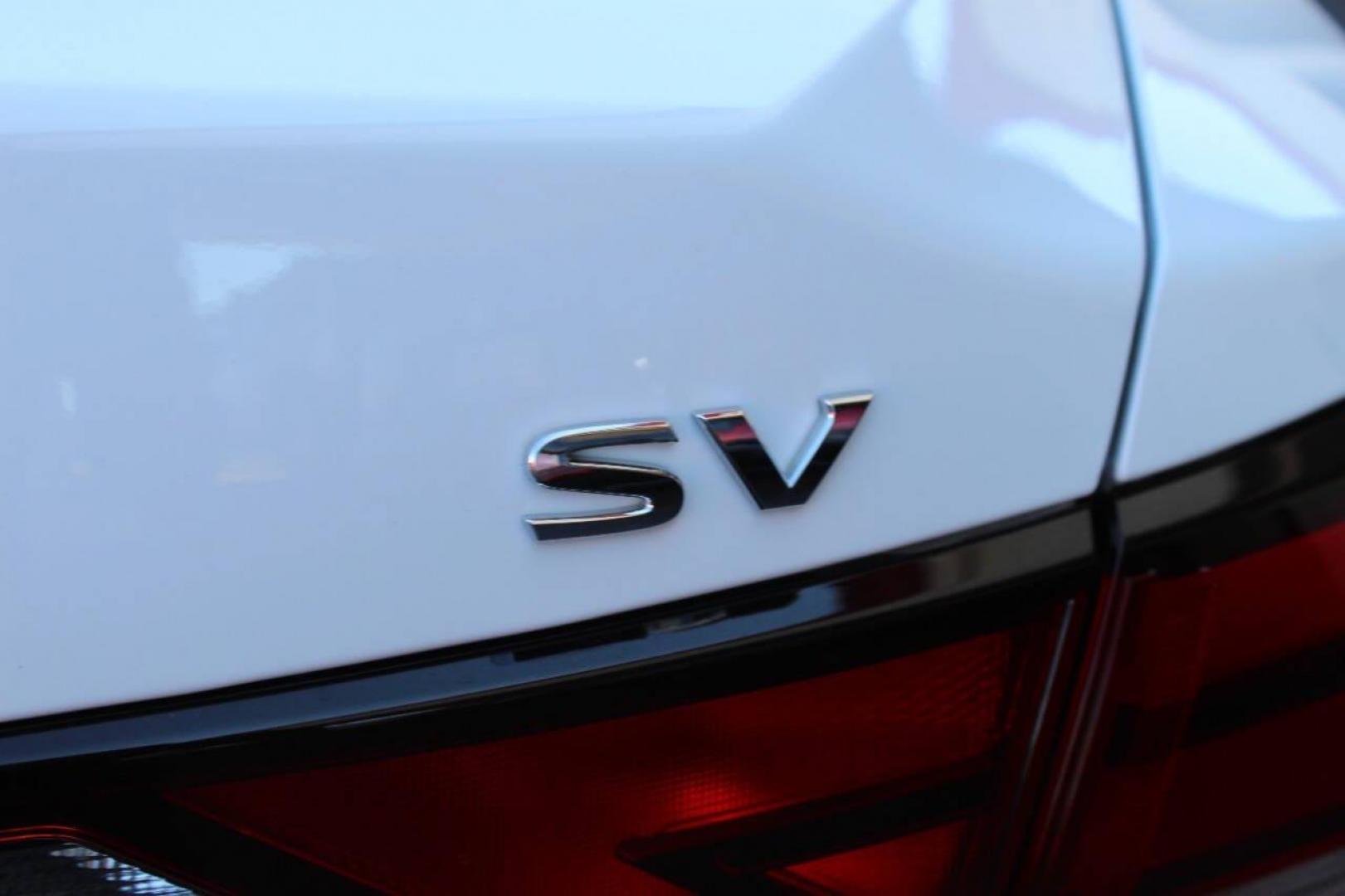 2024 White Nissan Sentra SV (3N1AB8CV3RY) with an 1.8L L4 SFI DOHC 16V engine, CVT transmission, located at 4301 NW 39th , Oklahoma City, OK, 73112, (405) 949-5600, 35.512135, -97.598671 - NO DRIVERS LICENCE -NO FULL COVERAGE INSURANCE - NO CREDIT CHECK. COME ON OVER TO SUPERSPORTS, TAKE A LOOK AND TEST DRIVE. PLEASE GIVE US A CALL AT (405) 949-5600. NO LICENCIA DE CONDUCIR - NO SEGURO DE COBERTURA TOTAL - NO VERIFICACION DE CREDITO. VISITENOS EN SUPERSPORTS, MIRE NUESTRO - Photo#21