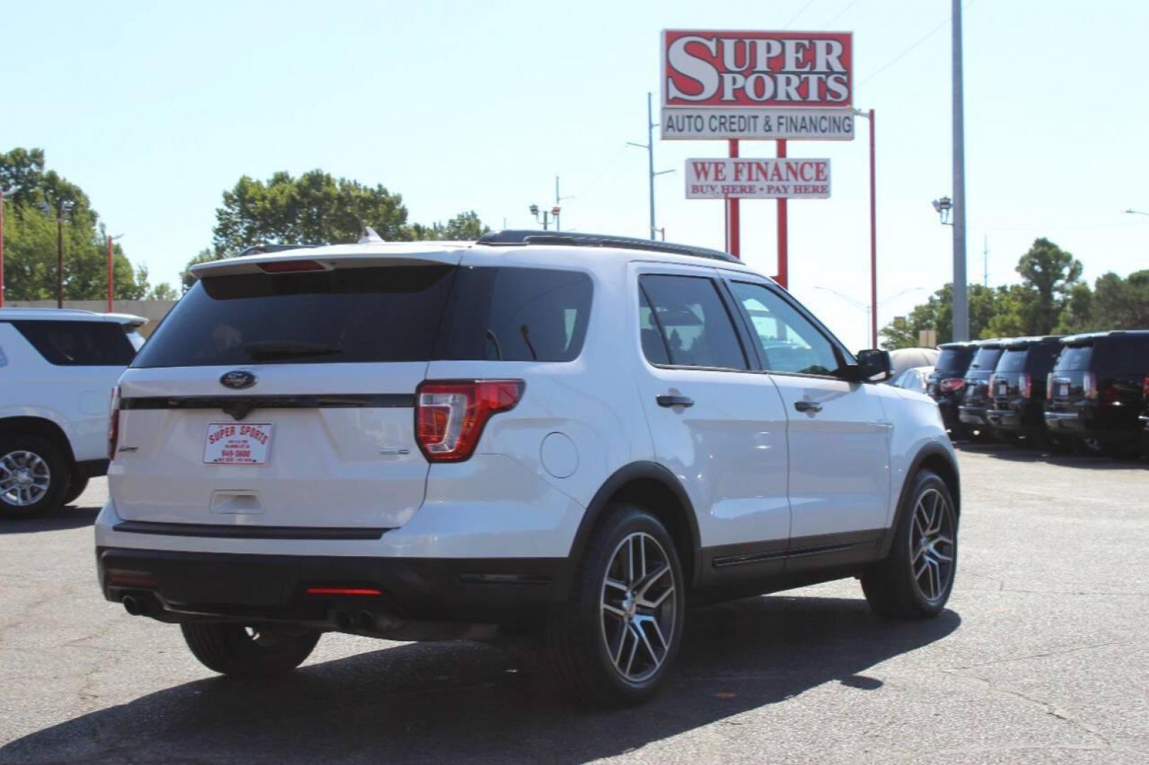 2019 White Ford Explorer Sport 4WD (1FM5K8GT2KG) with an 3.5L V6 DOHC 24V engine, 6A transmission, located at 4301 NW 39th , Oklahoma City, OK, 73112, (405) 949-5600, 35.512135, -97.598671 - NO DRIVERS LICENCE -NO FULL COVERAGE INSURANCE - NO CREDIT CHECK. COME ON OVER TO SUPERSPORTS, TAKE A LOOK AND TEST DRIVE. PLEASE GIVE US A CALL AT (405) 949-5600. NO LICENCIA DE CONDUCIR - NO SEGURO DE COBERTURA TOTAL - NO VERIFICACION DE CREDITO. VISITENOS EN SUPERSPORTS, MIRE NUESTRO - Photo#3