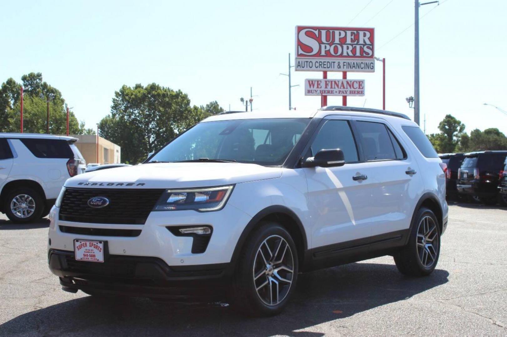 2019 White Ford Explorer Sport 4WD (1FM5K8GT2KG) with an 3.5L V6 DOHC 24V engine, 6A transmission, located at 4301 NW 39th , Oklahoma City, OK, 73112, (405) 949-5600, 35.512135, -97.598671 - NO DRIVERS LICENCE -NO FULL COVERAGE INSURANCE - NO CREDIT CHECK. COME ON OVER TO SUPERSPORTS, TAKE A LOOK AND TEST DRIVE. PLEASE GIVE US A CALL AT (405) 949-5600. NO LICENCIA DE CONDUCIR - NO SEGURO DE COBERTURA TOTAL - NO VERIFICACION DE CREDITO. VISITENOS EN SUPERSPORTS, MIRE NUESTRO - Photo#6