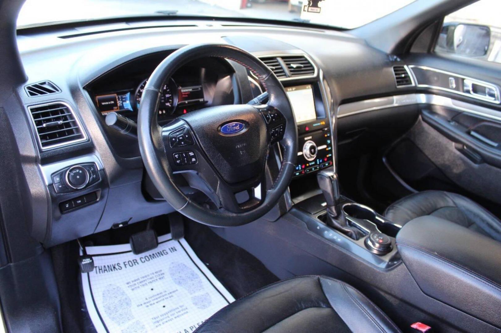 2019 White Ford Explorer Sport 4WD (1FM5K8GT2KG) with an 3.5L V6 DOHC 24V engine, 6A transmission, located at 4301 NW 39th , Oklahoma City, OK, 73112, (405) 949-5600, 35.512135, -97.598671 - NO DRIVERS LICENCE -NO FULL COVERAGE INSURANCE - NO CREDIT CHECK. COME ON OVER TO SUPERSPORTS, TAKE A LOOK AND TEST DRIVE. PLEASE GIVE US A CALL AT (405) 949-5600. NO LICENCIA DE CONDUCIR - NO SEGURO DE COBERTURA TOTAL - NO VERIFICACION DE CREDITO. VISITENOS EN SUPERSPORTS, MIRE NUESTRO - Photo#19