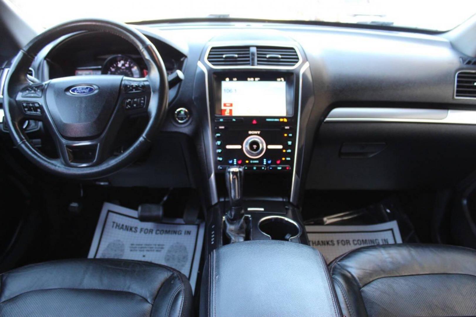 2019 White Ford Explorer Sport 4WD (1FM5K8GT2KG) with an 3.5L V6 DOHC 24V engine, 6A transmission, located at 4301 NW 39th , Oklahoma City, OK, 73112, (405) 949-5600, 35.512135, -97.598671 - NO DRIVERS LICENCE -NO FULL COVERAGE INSURANCE - NO CREDIT CHECK. COME ON OVER TO SUPERSPORTS, TAKE A LOOK AND TEST DRIVE. PLEASE GIVE US A CALL AT (405) 949-5600. NO LICENCIA DE CONDUCIR - NO SEGURO DE COBERTURA TOTAL - NO VERIFICACION DE CREDITO. VISITENOS EN SUPERSPORTS, MIRE NUESTRO - Photo#21