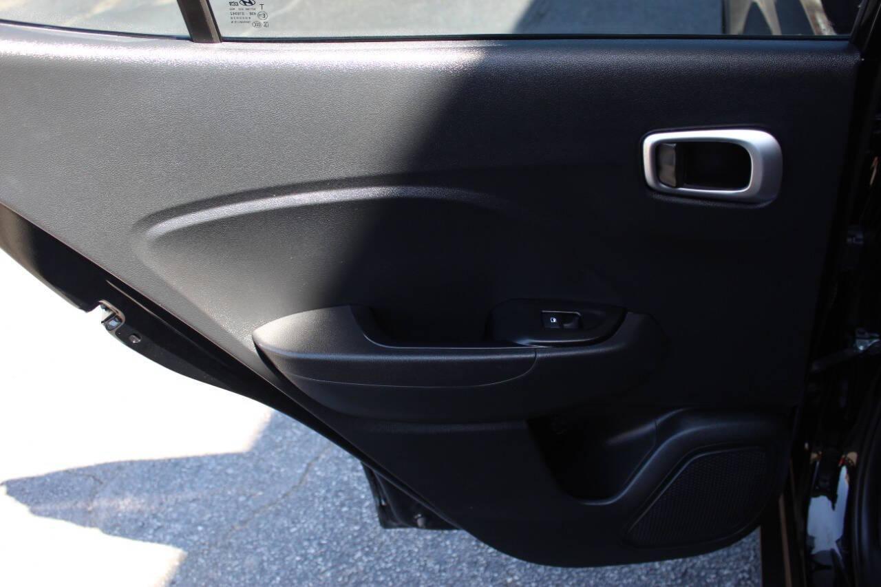 2022 Black Hyundai Venue SE (KMHRB8A3XNU) with an 1.6L L4 DOHC 16V engine, CVT transmission, located at 4301 NW 39th , Oklahoma City, OK, 73112, (405) 949-5600, 35.512135, -97.598671 - NO DRIVERS LICENCE -NO FULL COVERAGE INSURANCE - NO CREDIT CHECK. COME ON OVER TO SUPERSPORTS, TAKE A LOOK AND TEST DRIVE. PLEASE GIVE US A CALL AT (405) 949-5600. NO LICENCIA DE CONDUCIR - NO SEGURO DE COBERTURA TOTAL - NO VERIFICACION DE CREDITO. VISITENOS EN SUPERSPORTS, MIRE NUESTRO - Photo#14