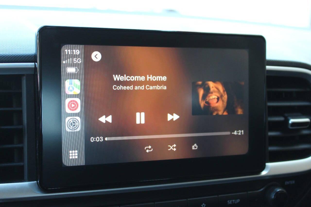 2022 Black Hyundai Venue SE (KMHRB8A3XNU) with an 1.6L L4 DOHC 16V engine, CVT transmission, located at 4301 NW 39th , Oklahoma City, OK, 73112, (405) 949-5600, 35.512135, -97.598671 - NO DRIVERS LICENCE -NO FULL COVERAGE INSURANCE - NO CREDIT CHECK. COME ON OVER TO SUPERSPORTS, TAKE A LOOK AND TEST DRIVE. PLEASE GIVE US A CALL AT (405) 949-5600. NO LICENCIA DE CONDUCIR - NO SEGURO DE COBERTURA TOTAL - NO VERIFICACION DE CREDITO. VISITENOS EN SUPERSPORTS, MIRE NUESTRO - Photo#19