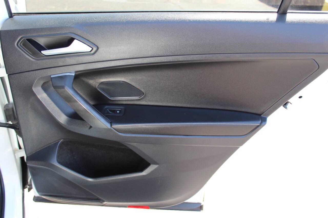 2022 White Volkswagen Tiguan S (3VV1B7AXXNM) with an 2.0L L4 DOHC 16V TURBO engine, 8A transmission, located at 4301 NW 39th , Oklahoma City, OK, 73112, (405) 949-5600, 35.512135, -97.598671 - NO DRIVERS LICENCE -NO FULL COVERAGE INSURANCE - NO CREDIT CHECK. COME ON OVER TO SUPERSPORTS, TAKE A LOOK AND TEST DRIVE. PLEASE GIVE US A CALL AT (405) 949-5600. NO LICENCIA DE CONDUCIR - NO SEGURO DE COBERTURA TOTAL - NO VERIFICACION DE CREDITO. VISITENOS EN SUPERSPORTS, MIRE NUESTRO - Photo#11