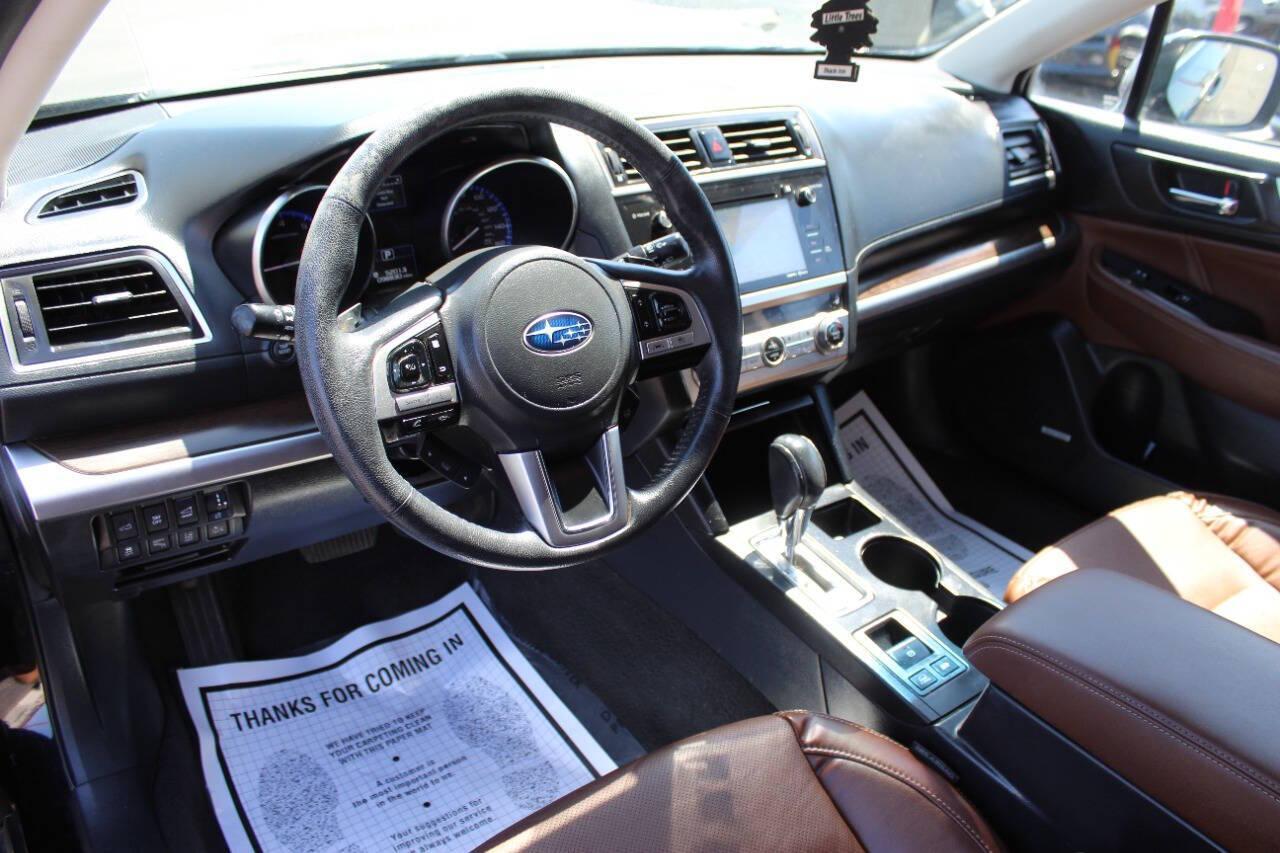 2017 Black Subaru Outback 2.5i Touring (4S4BSETC4H3) with an 2.5L H4 DOHC 16V engine, 6A transmission, located at 4301 NW 39th , Oklahoma City, OK, 73112, (405) 949-5600, 35.512135, -97.598671 - NO DRIVERS LICENCE -NO FULL COVERAGE INSURANCE - NO CREDIT CHECK. COME ON OVER TO SUPERSPORTS, TAKE A LOOK AND TEST DRIVE. PLEASE GIVE US A CALL AT (405) 949-5600. NO LICENCIA DE CONDUCIR - NO SEGURO DE COBERTURA TOTAL - NO VERIFICACION DE CREDITO. VISITENOS EN SUPERSPORTS, MIRE NUESTRO - Photo#14