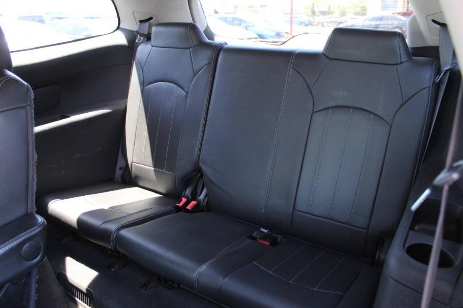 2015 Black Buick Enclave Leather FWD (5GAKRBKD0FJ) with an 3.6L V6 DOHC 24V engine, 6-Speed Automatic Overdrive transmission, located at 4301 NW 39th , Oklahoma City, OK, 73112, (405) 949-5600, 35.512135, -97.598671 - NO DRIVERS LICENCE -NO FULL COVERAGE INSURANCE - NO CREDIT CHECK. COME ON OVER TO SUPERSPORTS, TAKE A LOOK AND TEST DRIVE. PLEASE GIVE US A CALL AT (405) 949-5600. NO LICENCIA DE CONDUCIR - NO SEGURO DE COBERTURA TOTAL - NO VERIFICACION DE CREDITO. VISITENOS EN SUPERSPORTS, MIRE NUESTRO - Photo#14